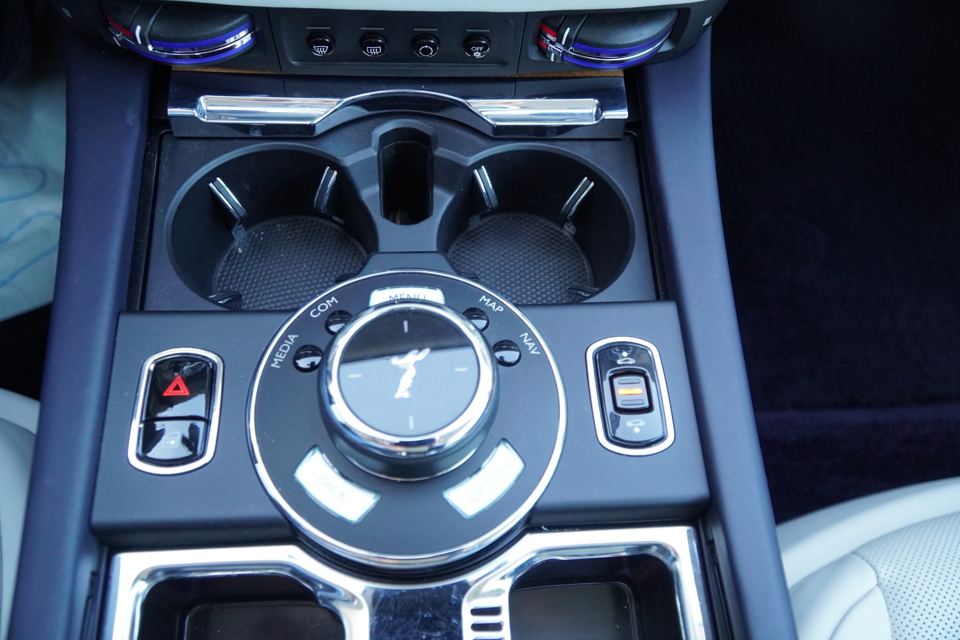 ROLLS-ROYCE WRAITH COUPE 6.6 V12-image-19