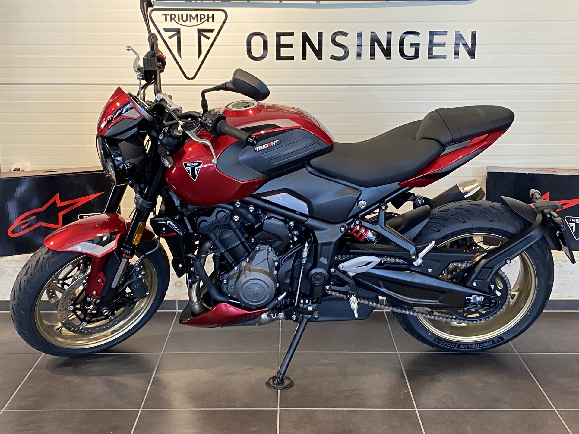 TRIUMPH Trident 800 (4.49 % Power Leasing - Gültig bis 30.06.2026)-image-0