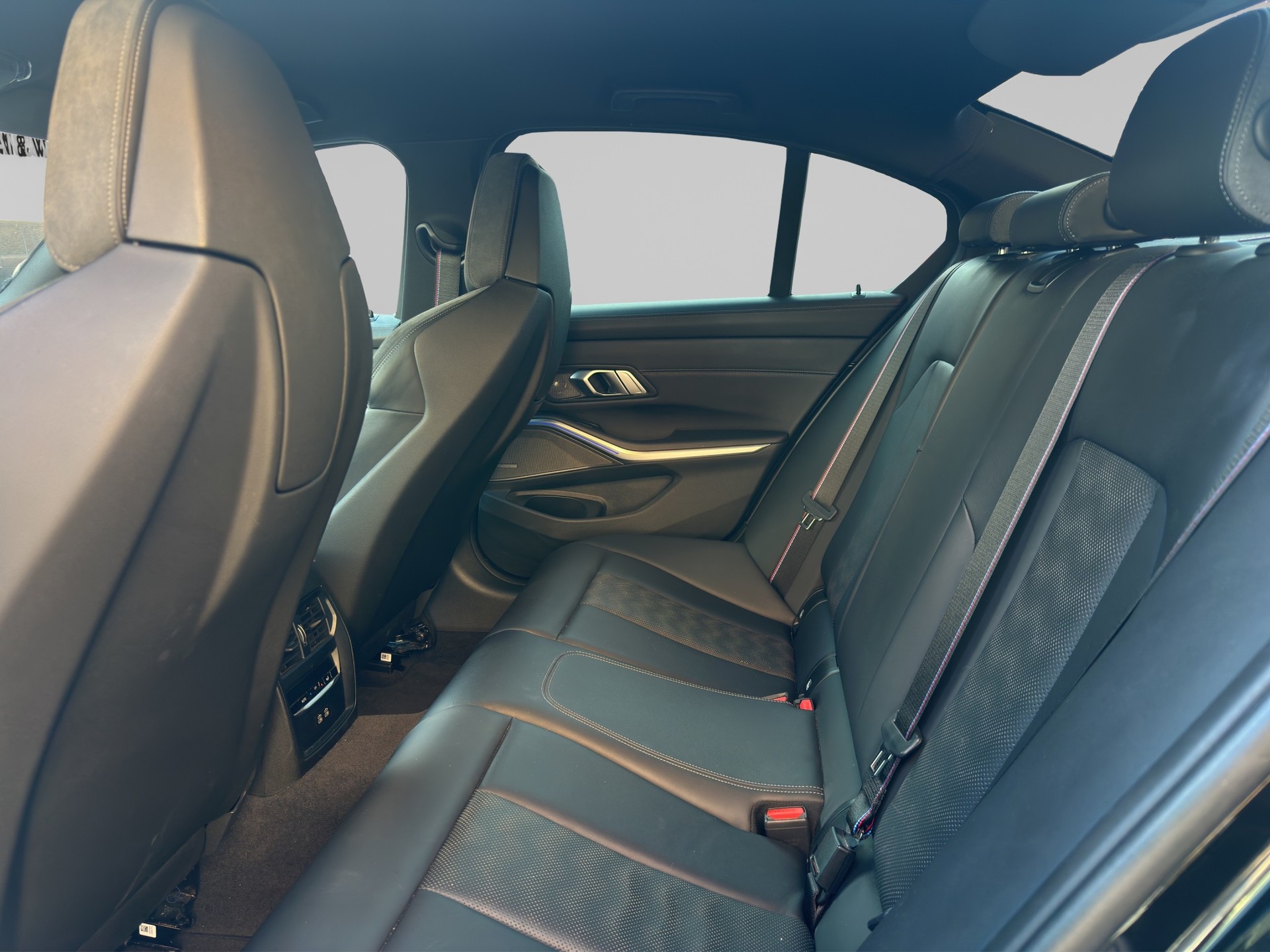 BMW M3 Competition-image-15