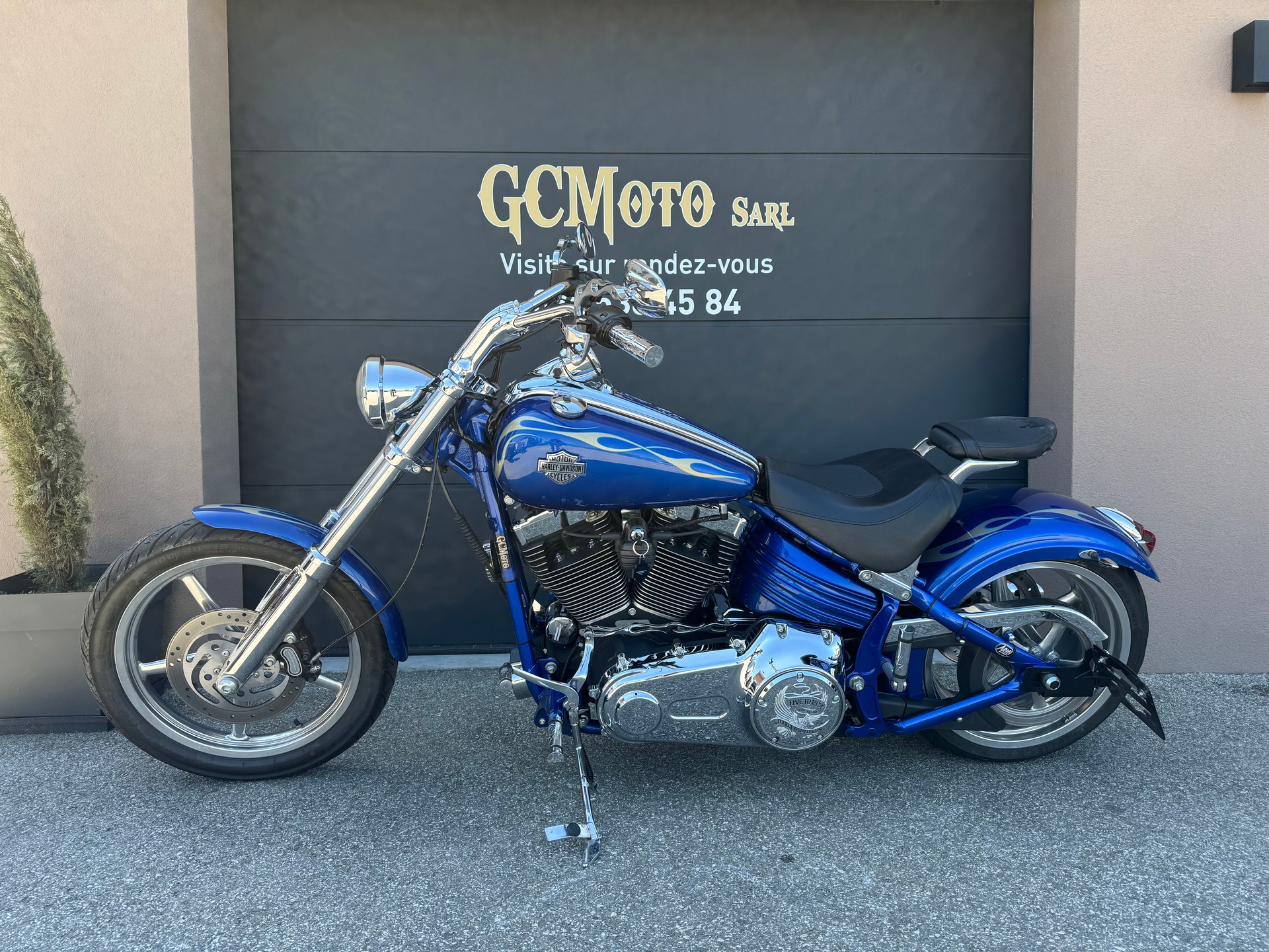 HARLEY-DAVIDSON FXCWC Rocker C ABS-image-2