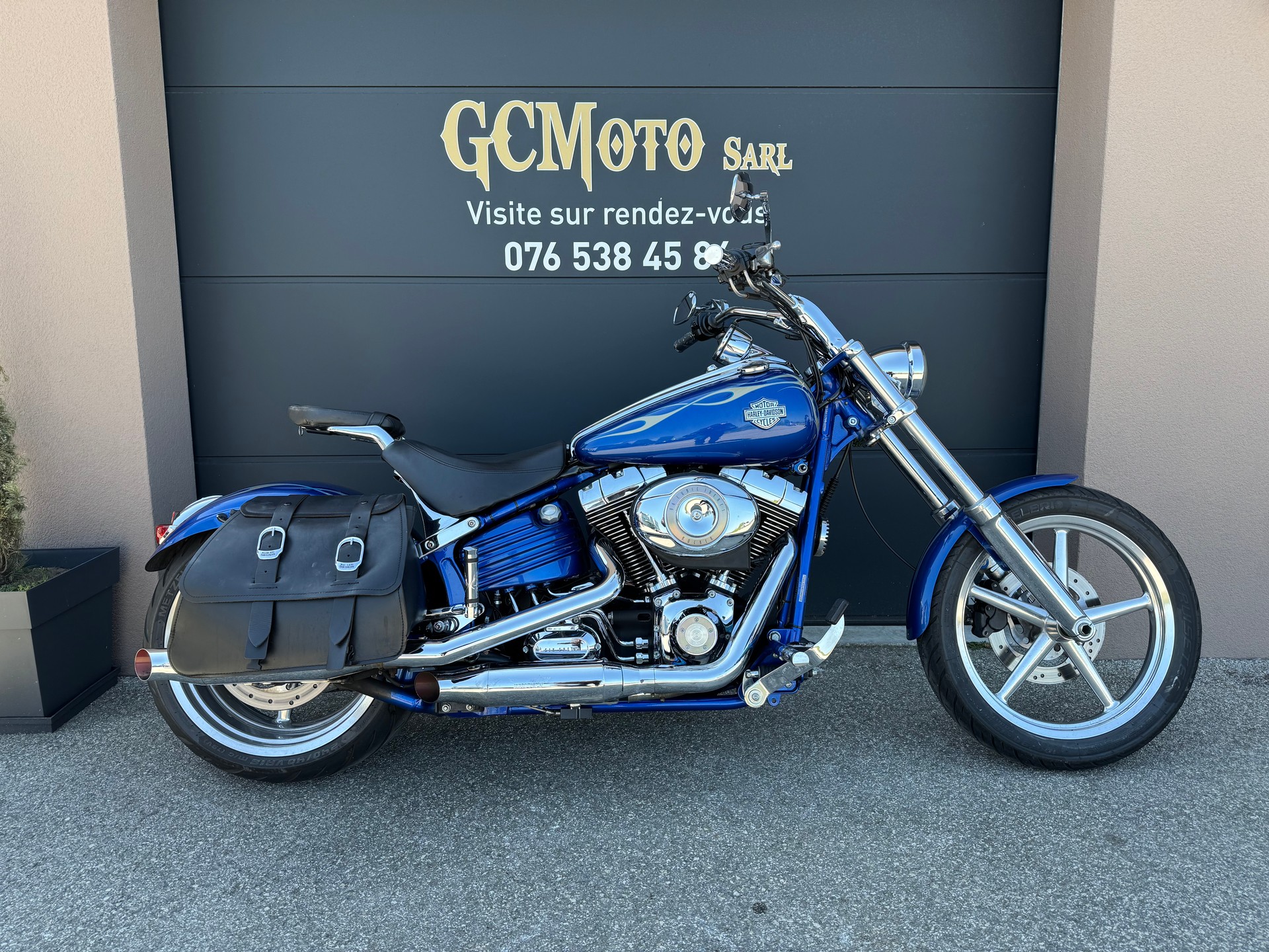HARLEY-DAVIDSON FXCWC Rocker C ABS-image-0