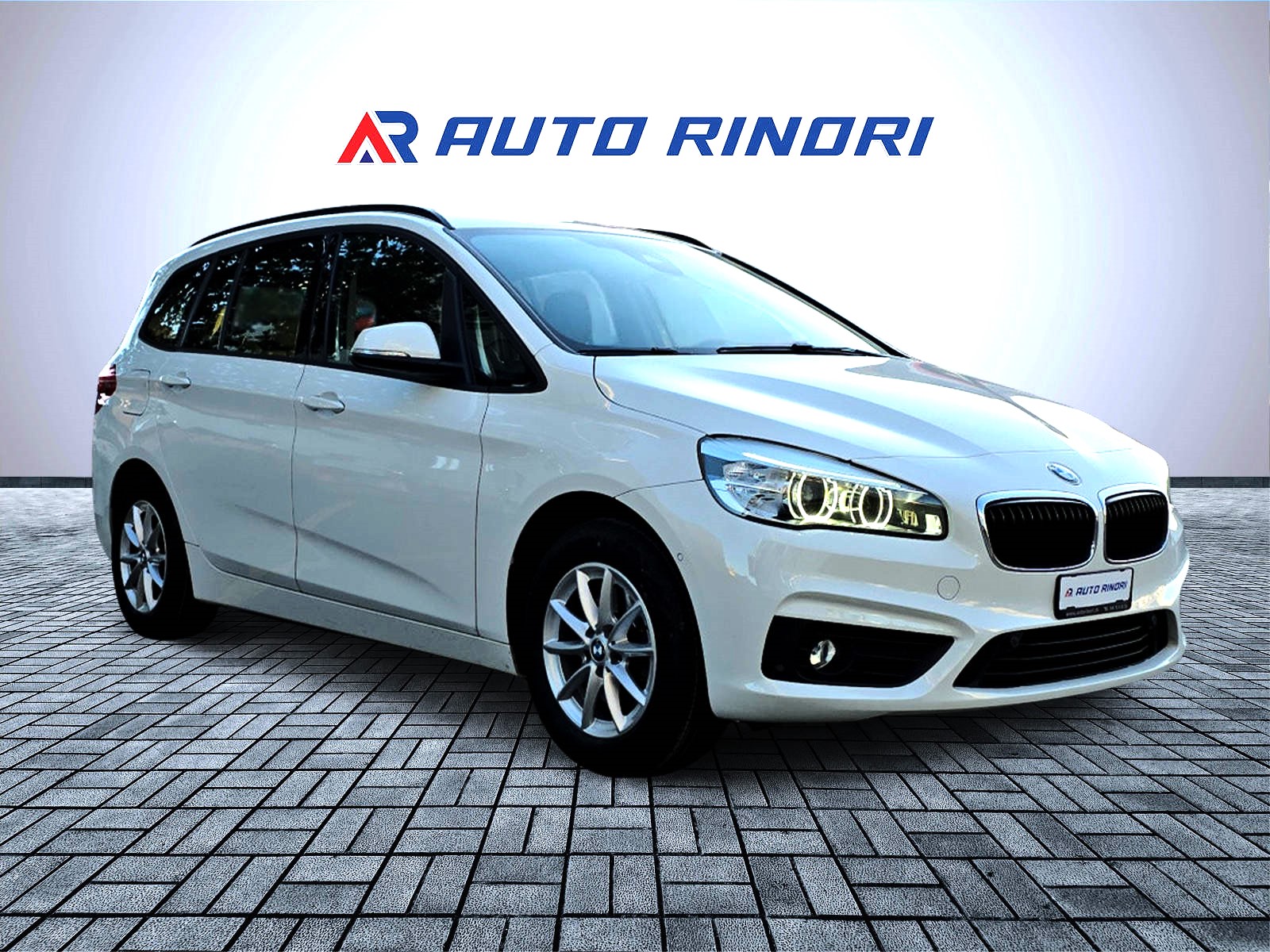BMW 218d xDrive Gran Tourer Steptronic-showroom-element-1
