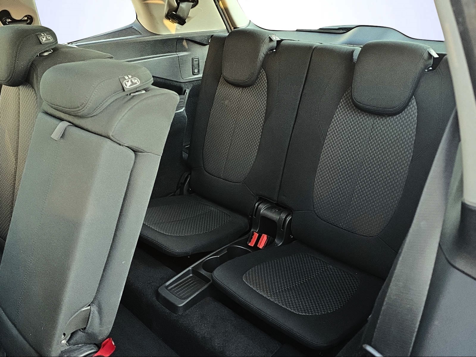 BMW 218d xDrive Gran Tourer Steptronic-image-13