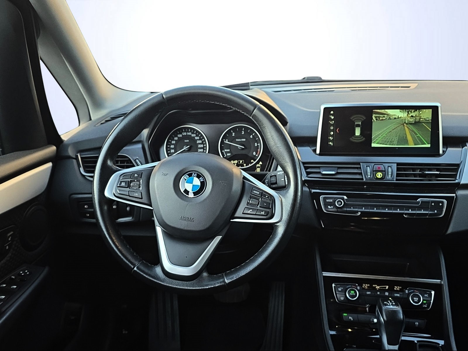 BMW 218d xDrive Gran Tourer Steptronic-image-9