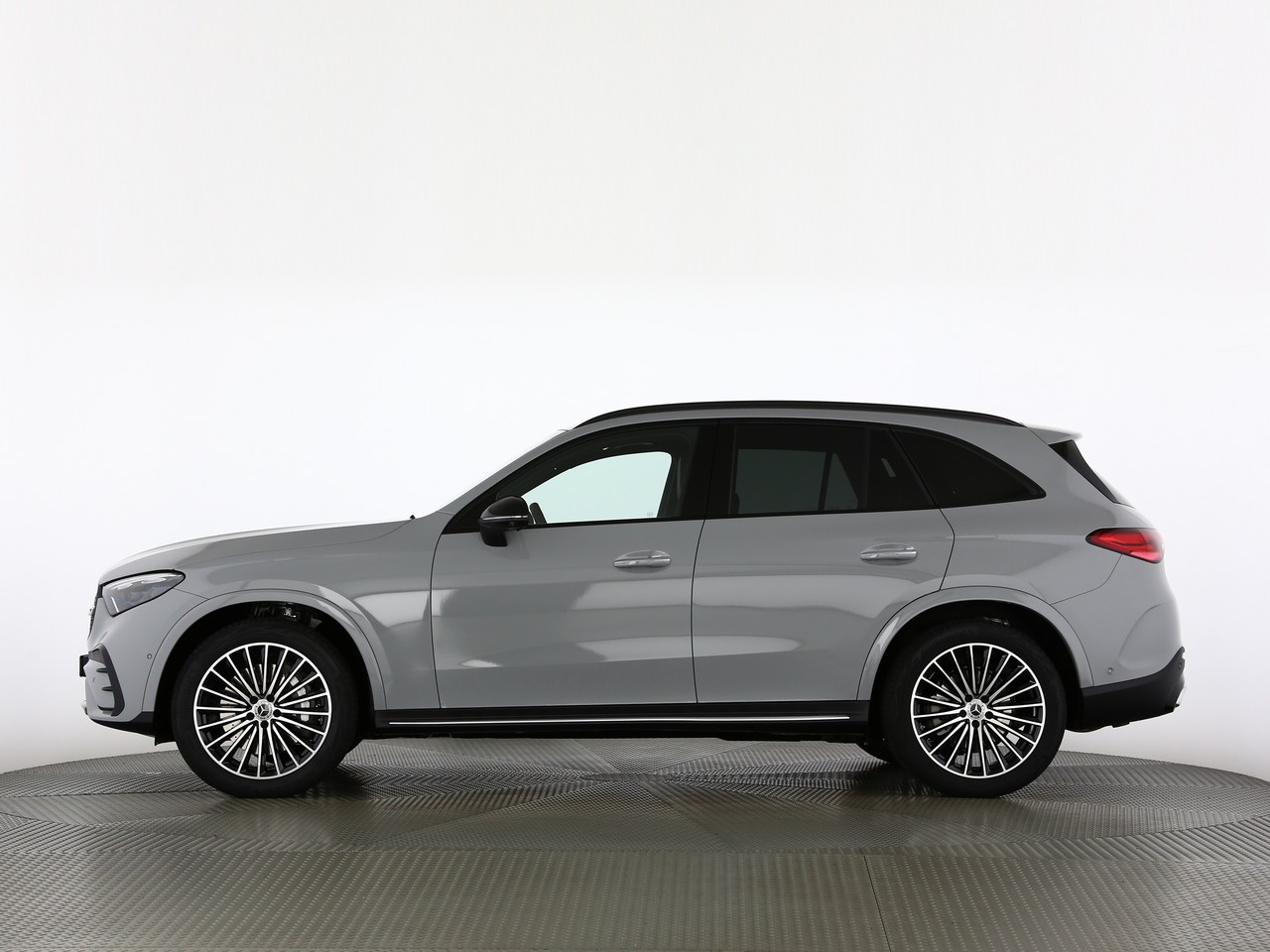 MERCEDES-BENZ GLC 220 d 4Matic 9G-Tronic-showroom-element-2