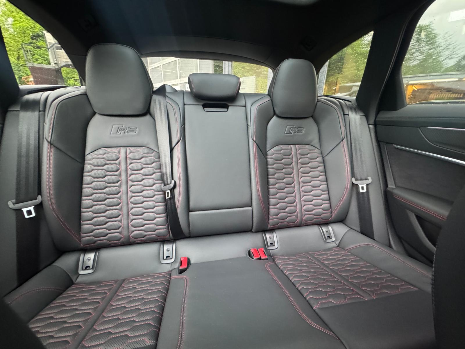 AUDI RS6 Avant 4.0 TFSI V8 Performance quattro-image-10