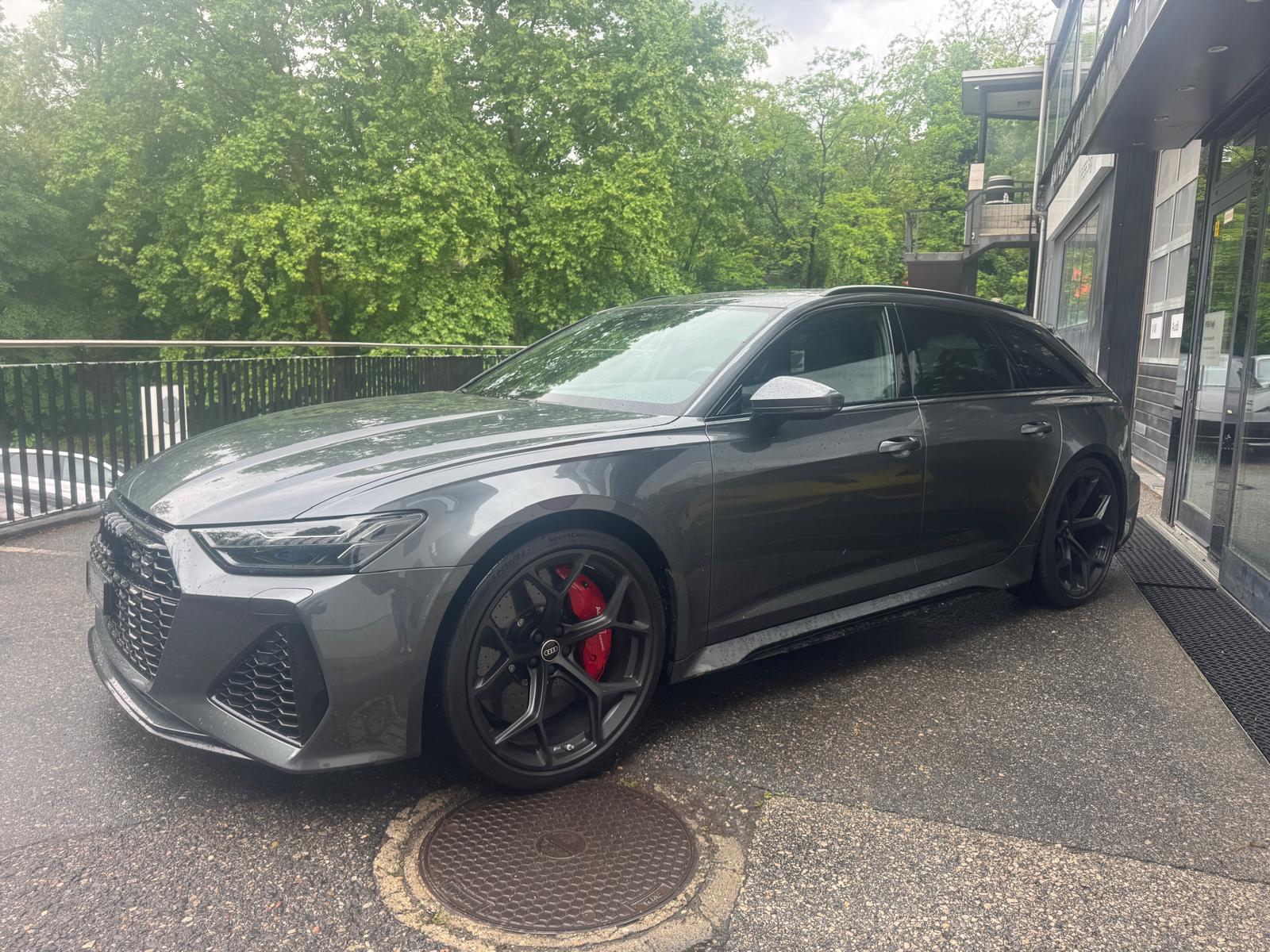 AUDI RS6 Avant 4.0 TFSI V8 Performance quattro