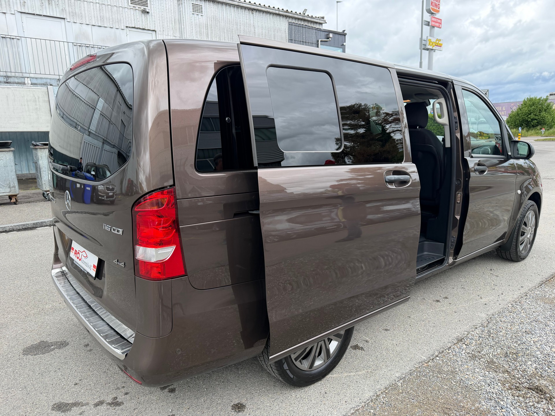 MERCEDES-BENZ Vito 116 BlueTec Tourer Pro L 4Matic 7G-Tronic-image-14
