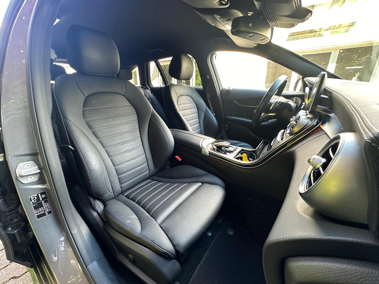 MERCEDES-BENZ C 43 AMG 4Matic 9G-Tronic-image-19