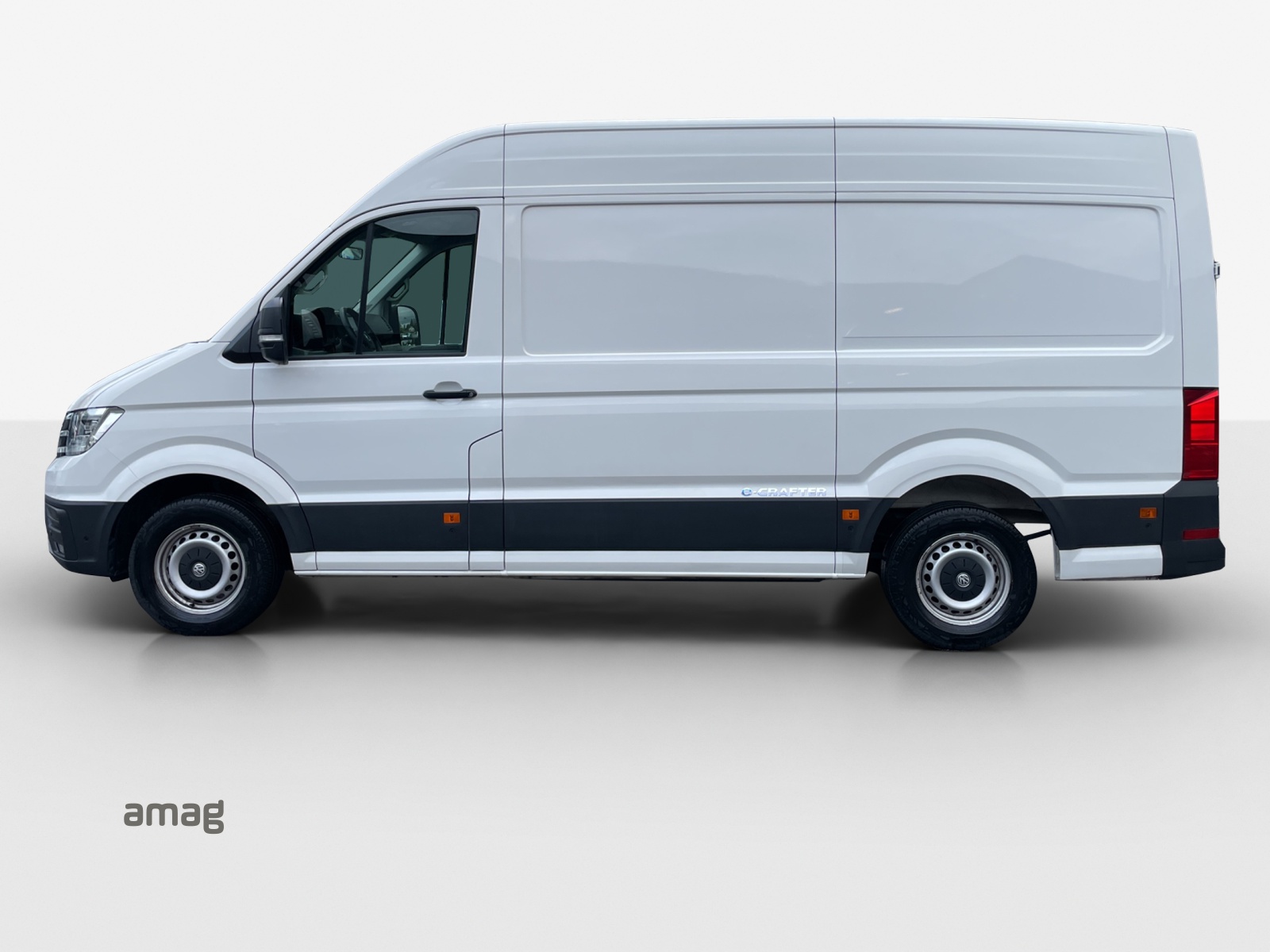 VW e-Crafter 35-showroom-element-1