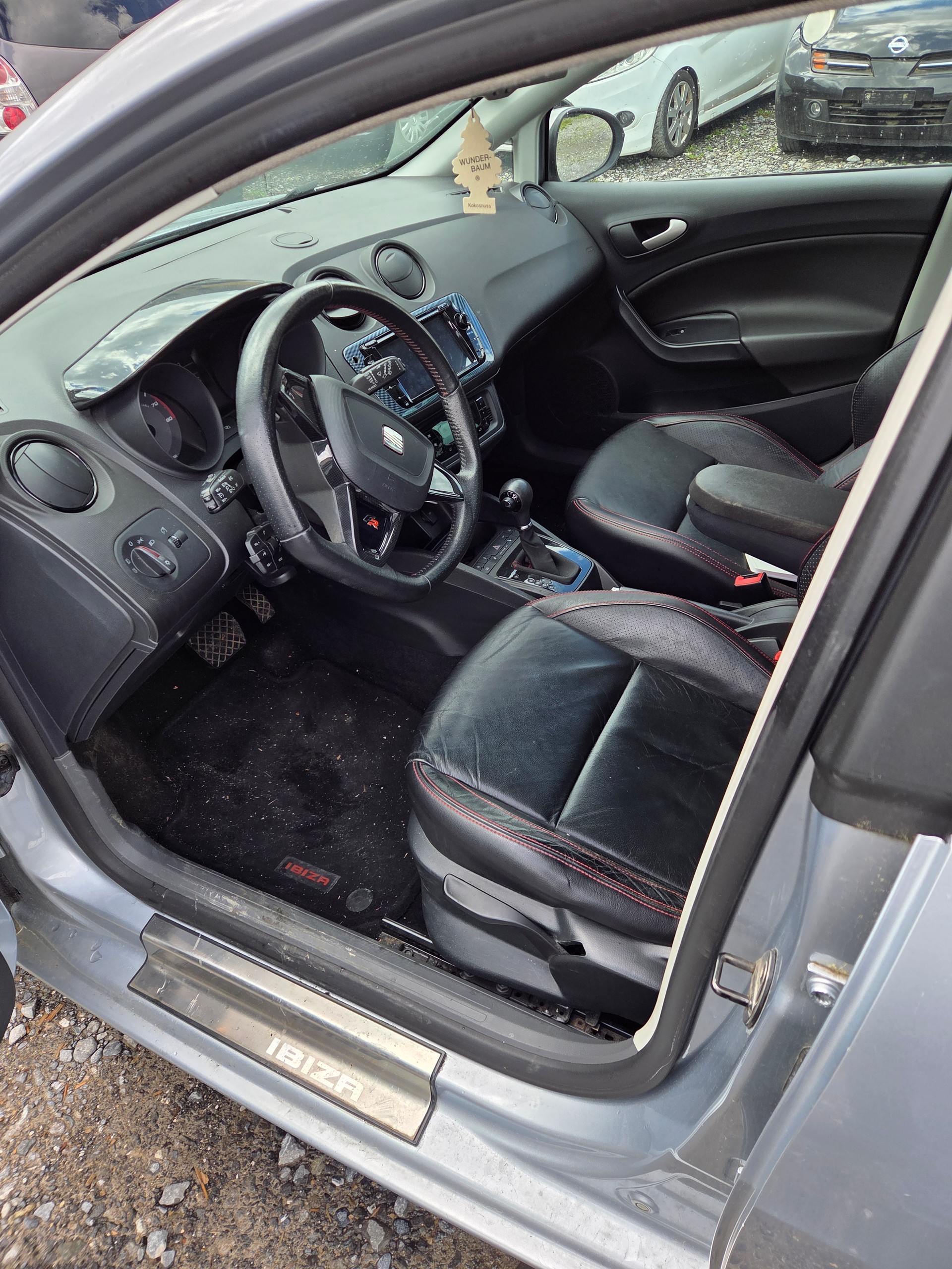 SEAT Ibiza 1.4 TSI FR-image-6