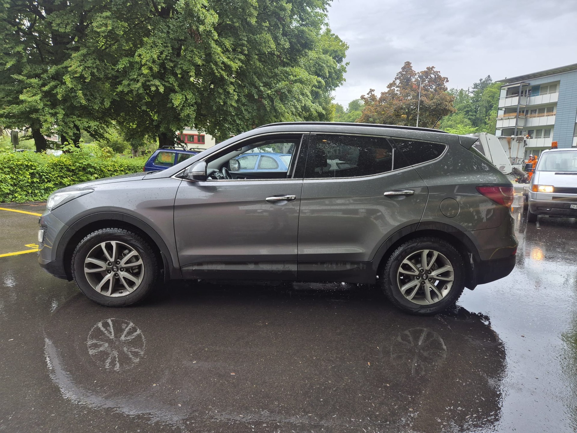 HYUNDAI Santa Fe 2.2 CRDI Vertex 4WD Automatic-image-3