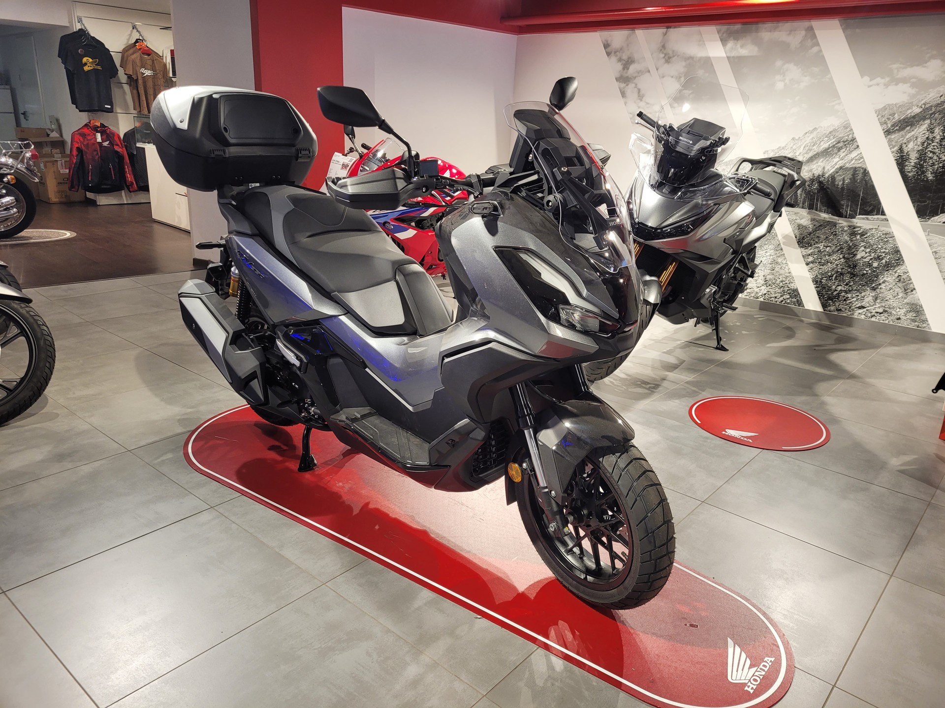 HONDA ADV 350