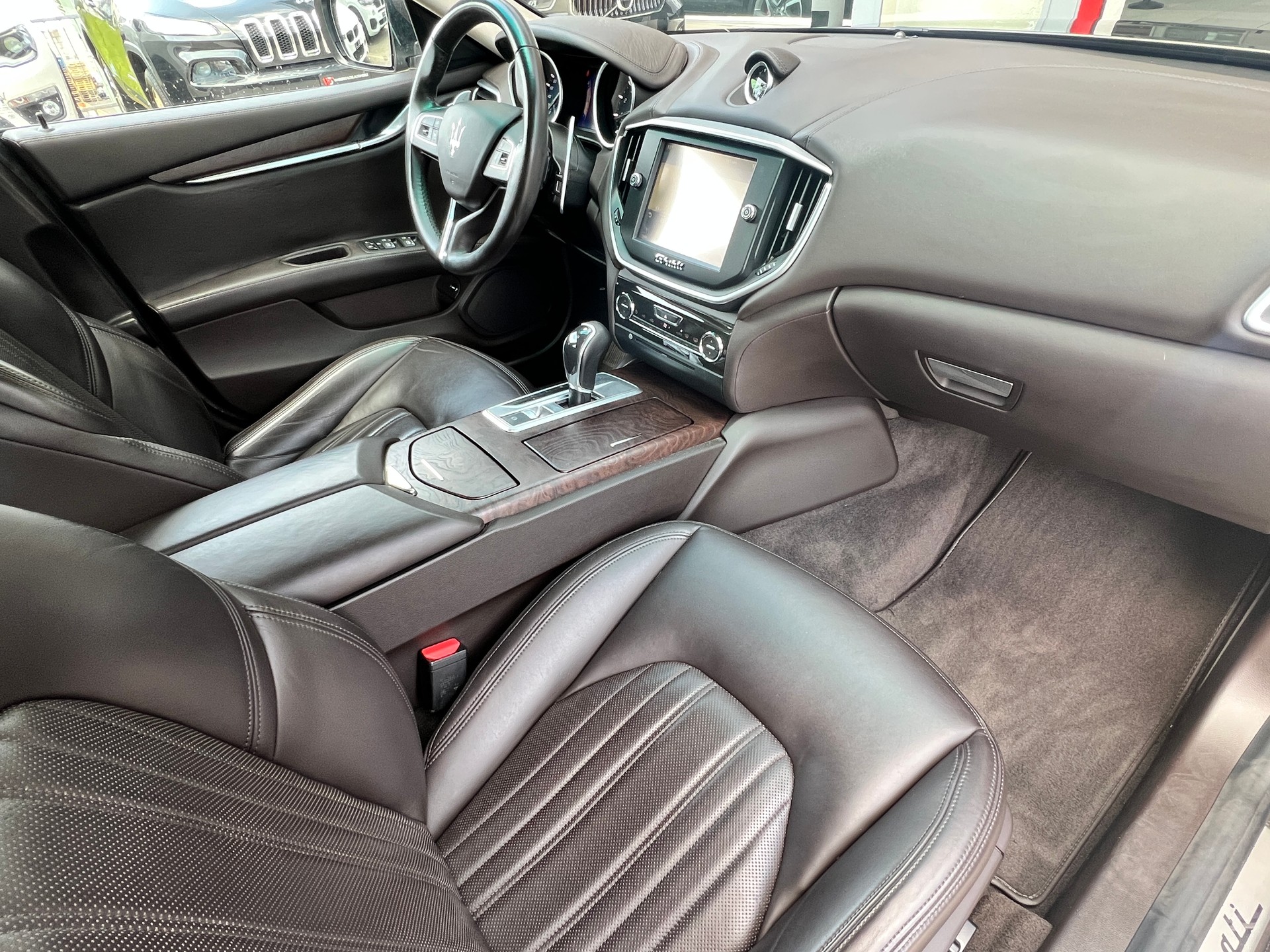 MASERATI Ghibli S Q4 3.0 V6 Automatica-image-14