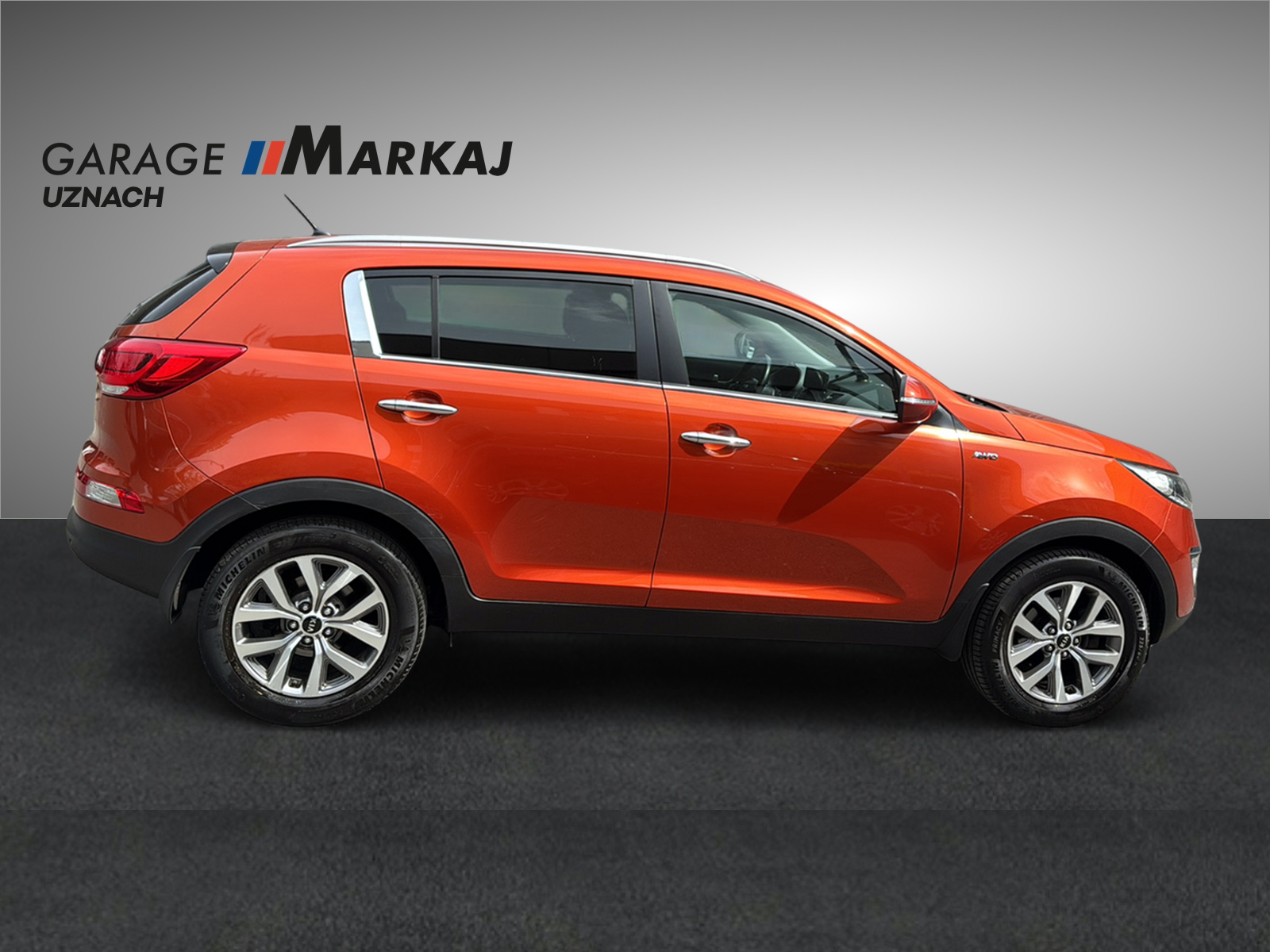 KIA Sportage 2.0 Style 4WD Automatic-image-9