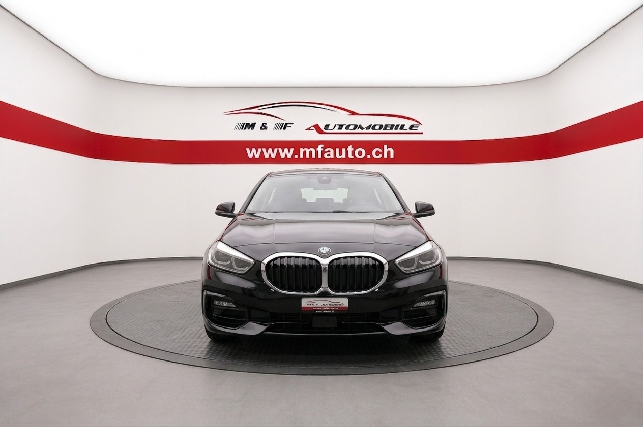BMW 118i CH FAHRZEUG-showroom-element-1
