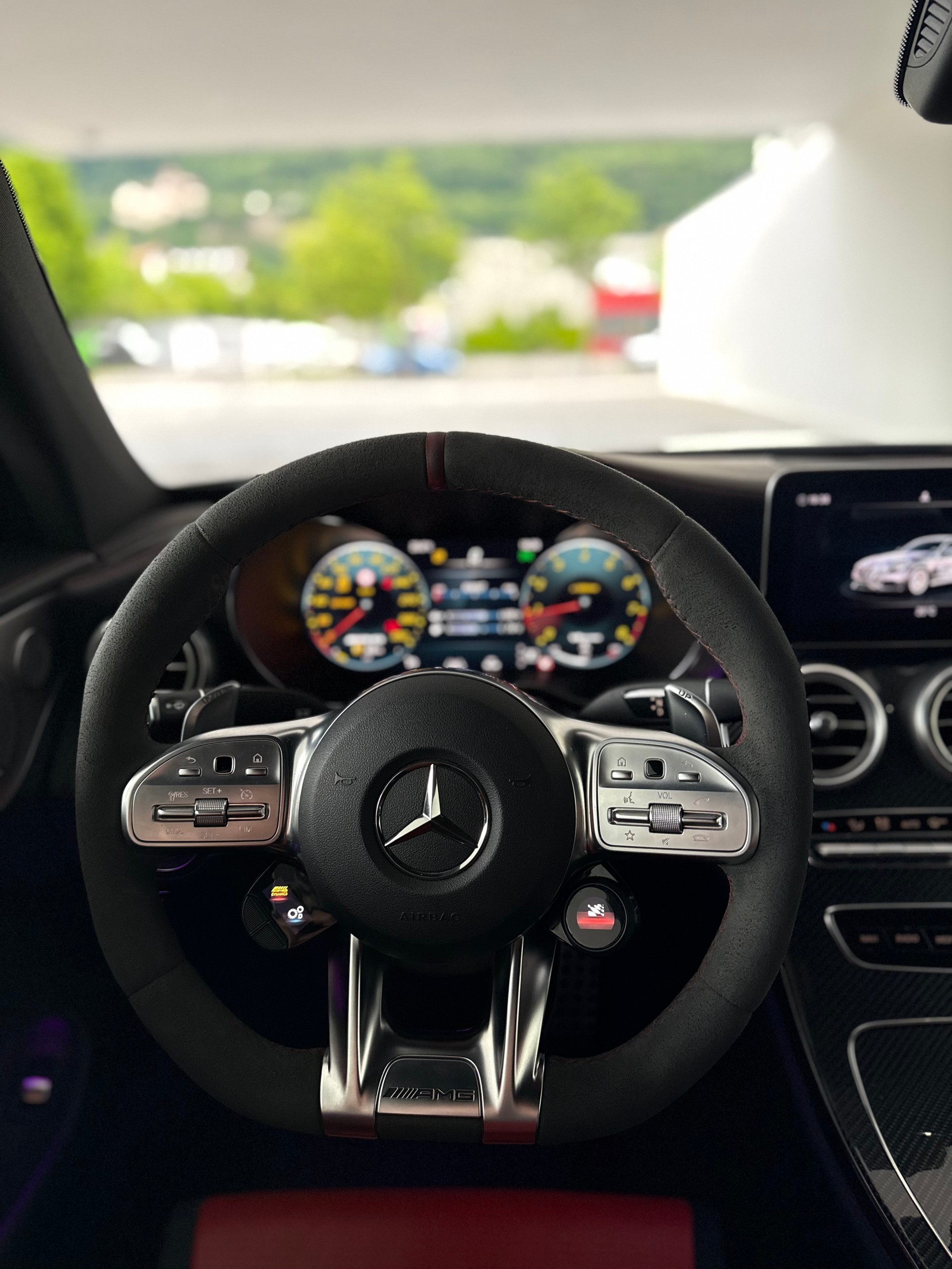 MERCEDES-BENZ MERCEDES-BENZ C 63 S AMG 9G-tronic-image-19