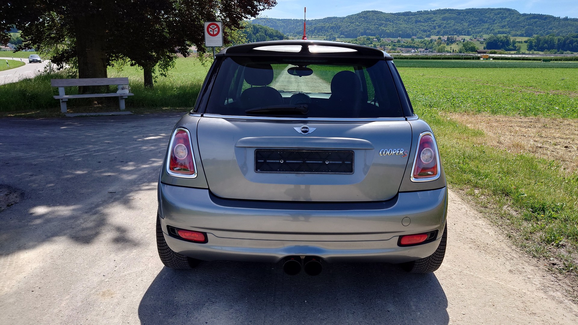 MINI Cooper S-showroom-element-3