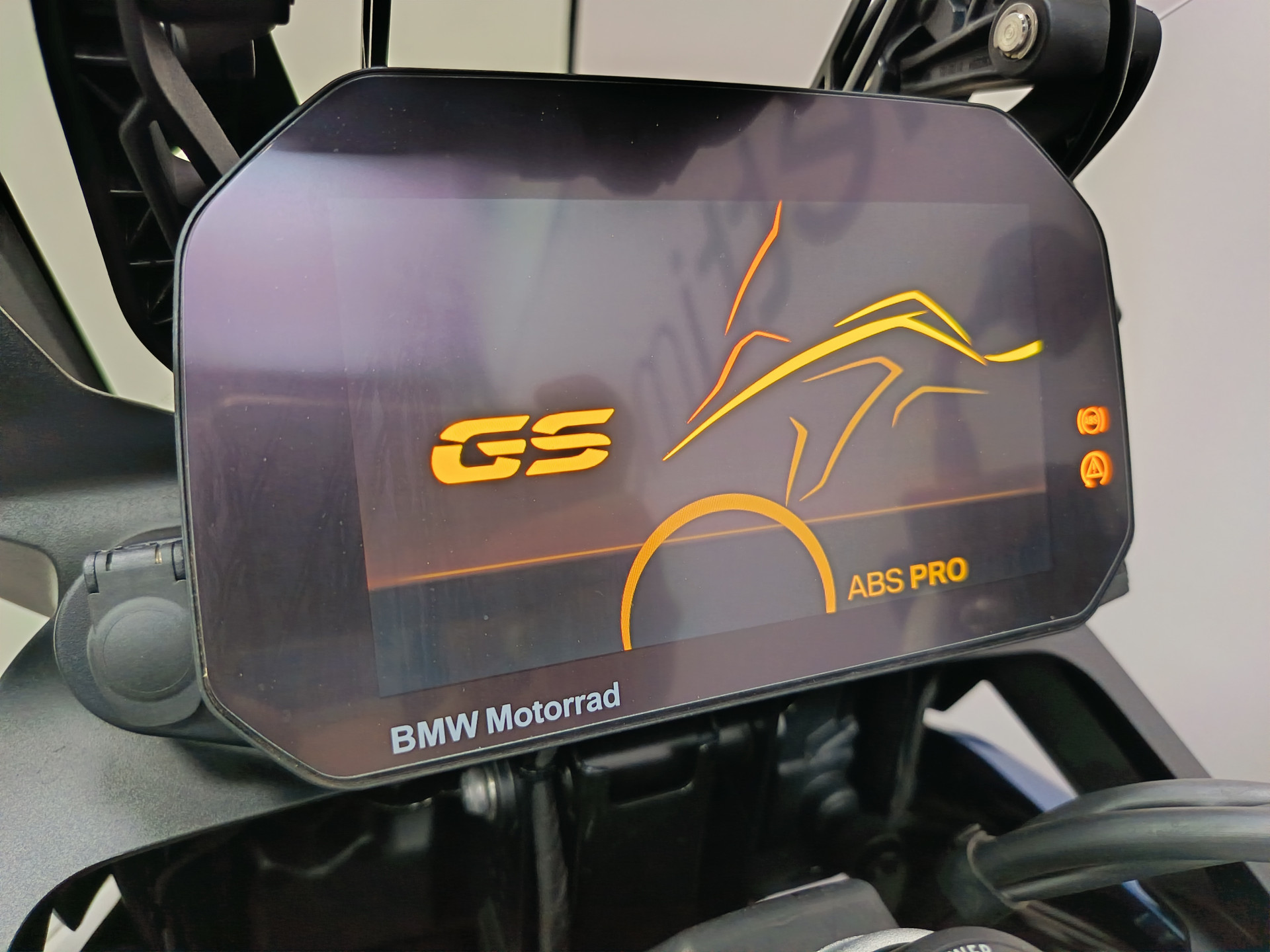 BMW F 850 GS Trophy *** Garantie étendue 06.2028 ***-image-8
