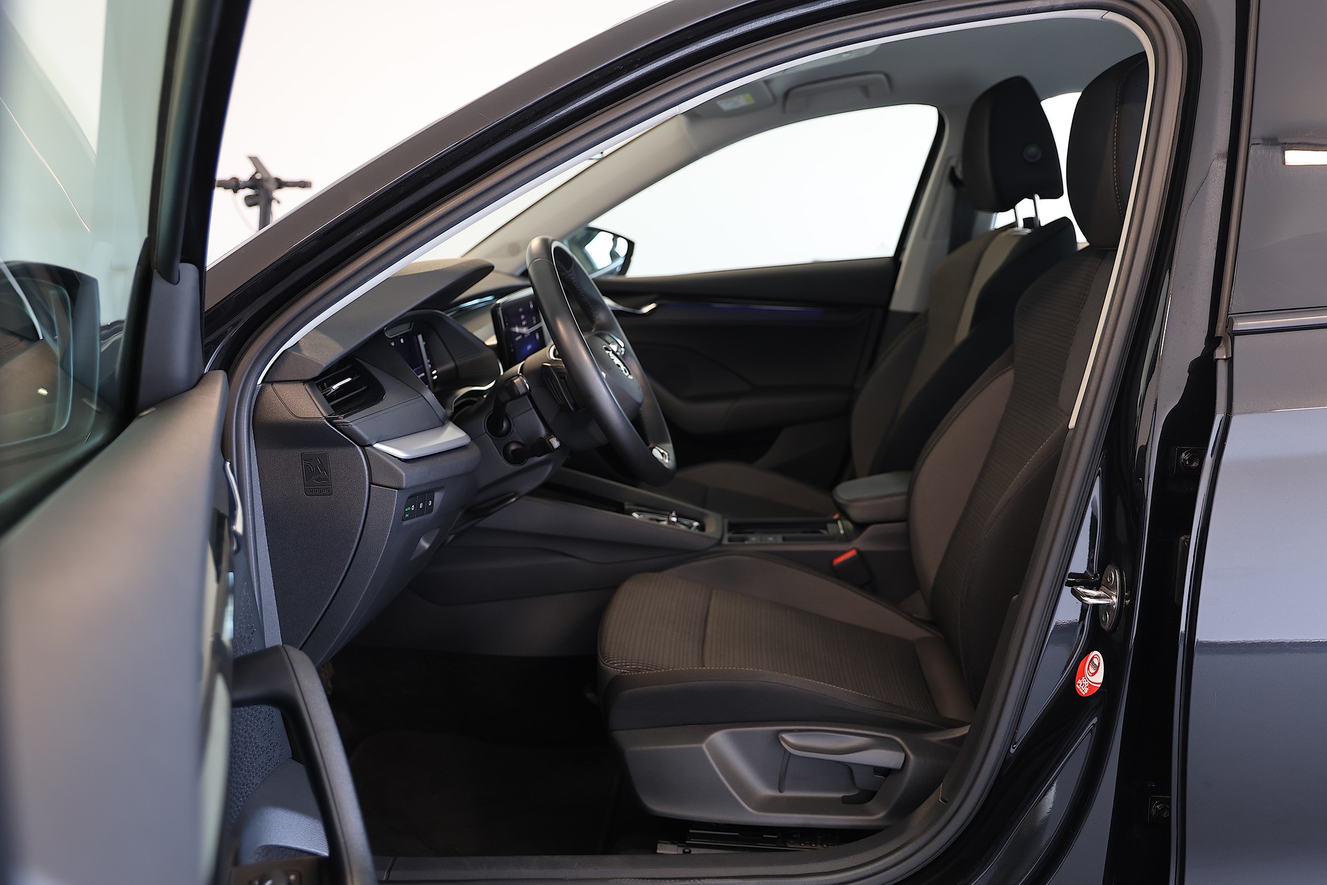 SKODA Octavia Combi 2.0 TDI DSG Ambition 4x4-image-5