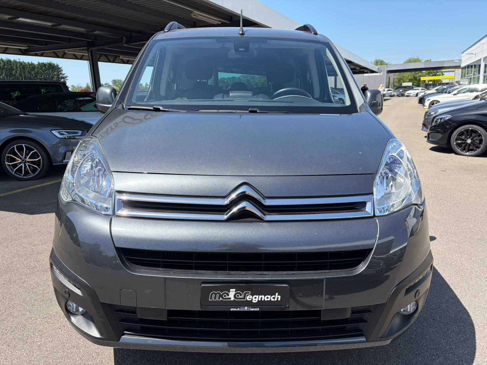 CITROEN Berlingo 1.2i Shine-image-2