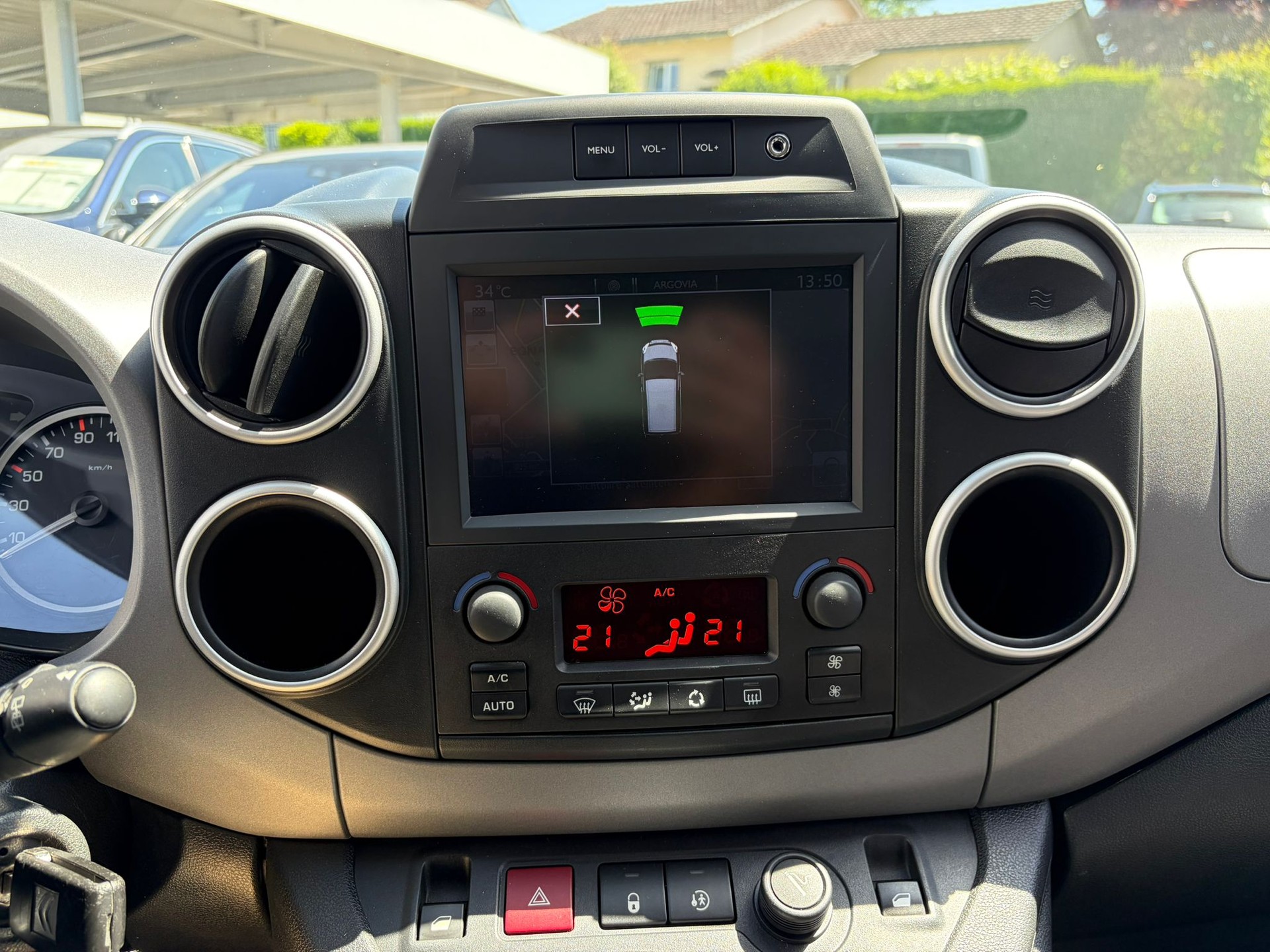 CITROEN Berlingo 1.2i Shine-image-14