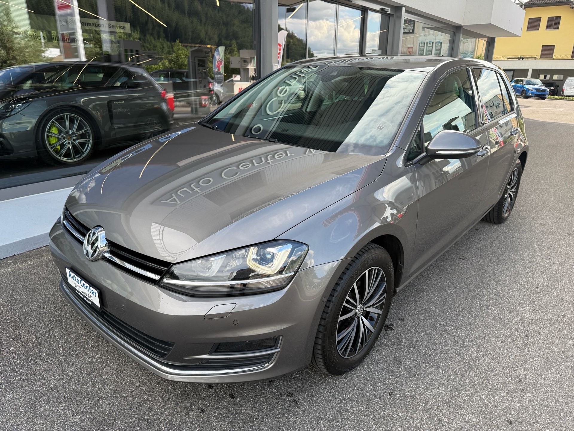 VW Golf 1.4 TSI Allstar DSG-showroom-element-3
