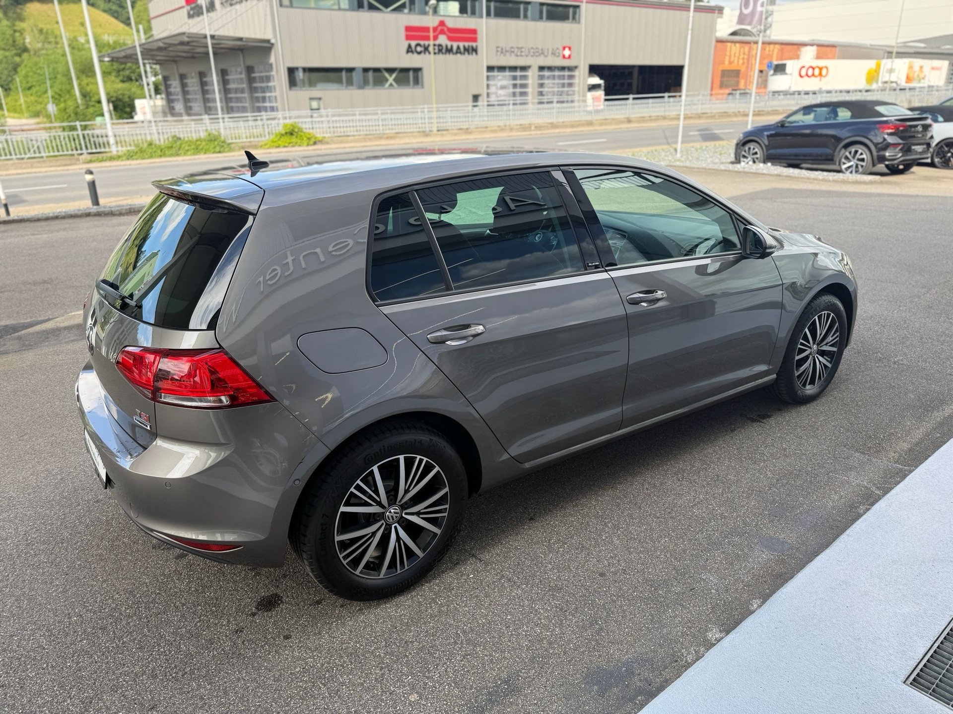 VW Golf 1.4 TSI Allstar DSG-image-9
