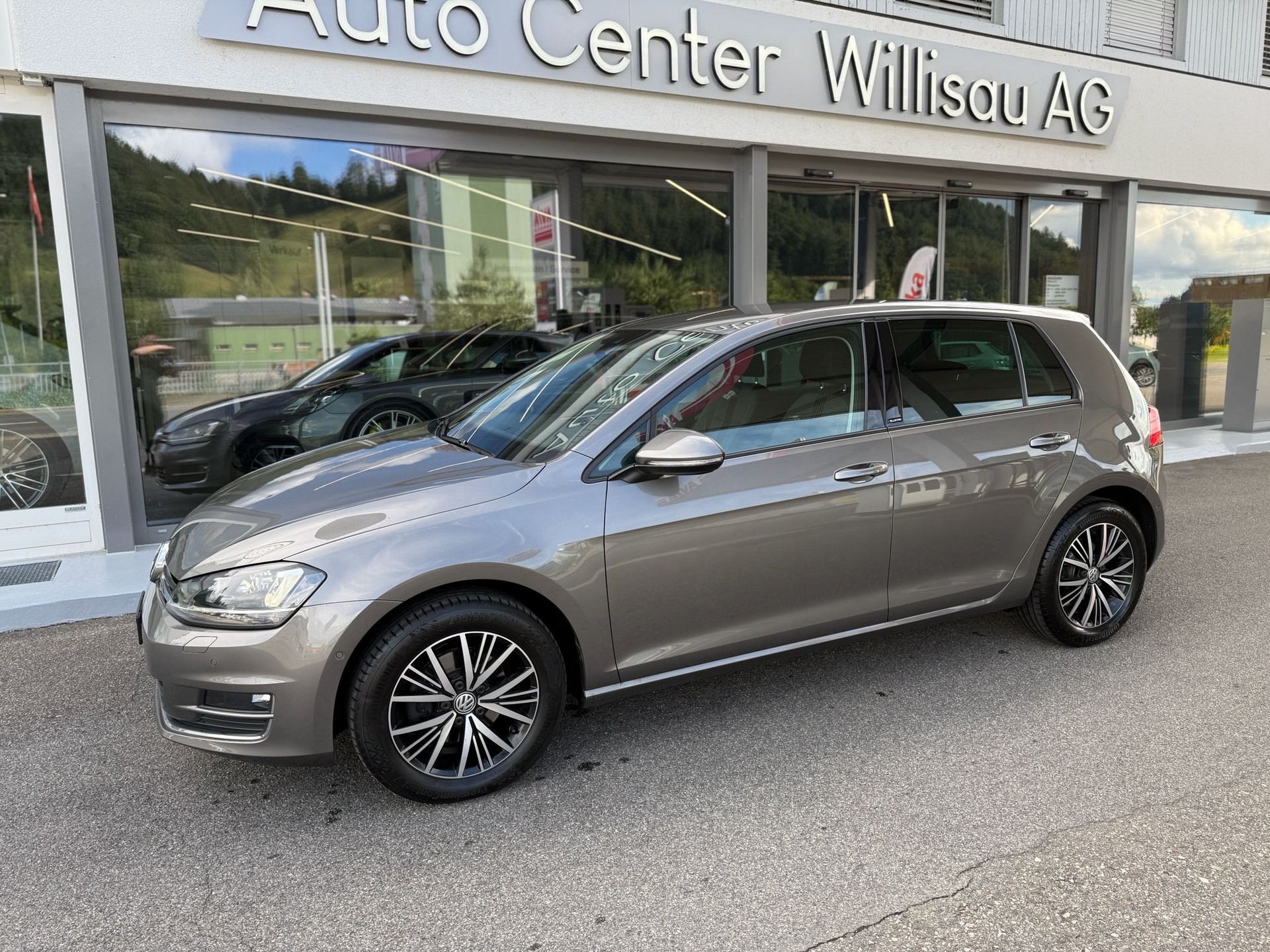 VW Golf 1.4 TSI Allstar DSG-showroom-element-1