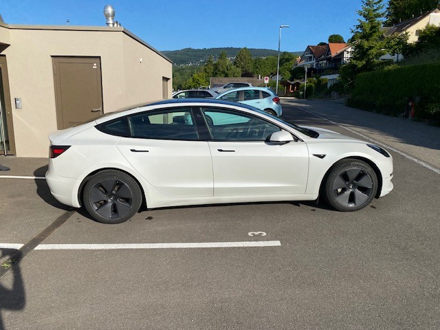 TESLA Long Range D-image-4