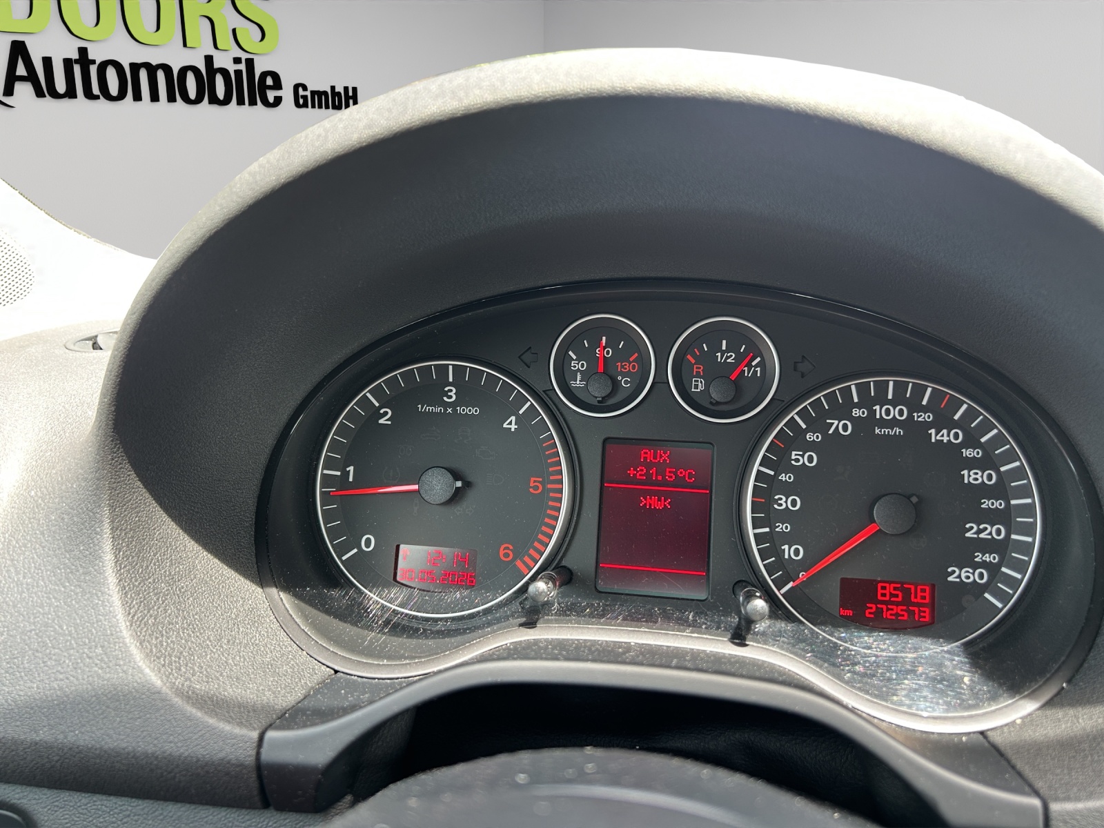 AUDI A3 Sportback 2.0 TDI Ambition-image-18