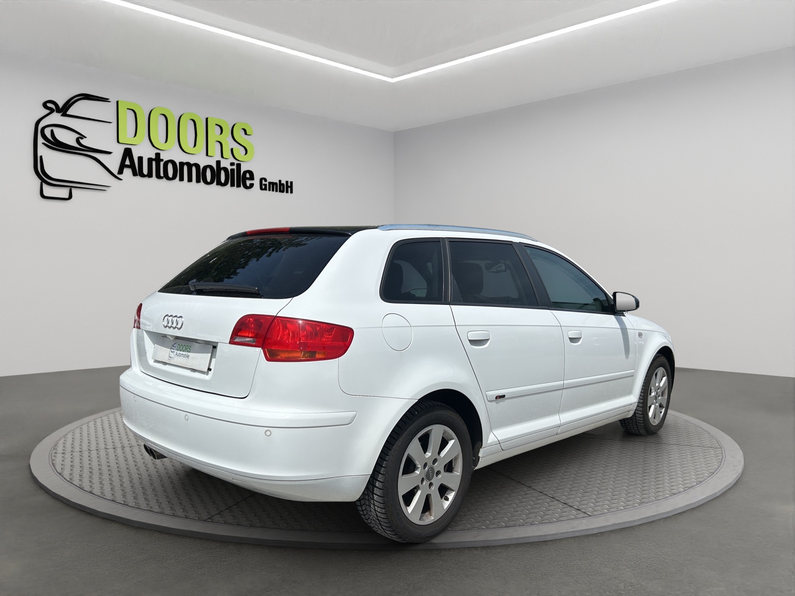 AUDI A3 Sportback 2.0 TDI Ambition-image-5