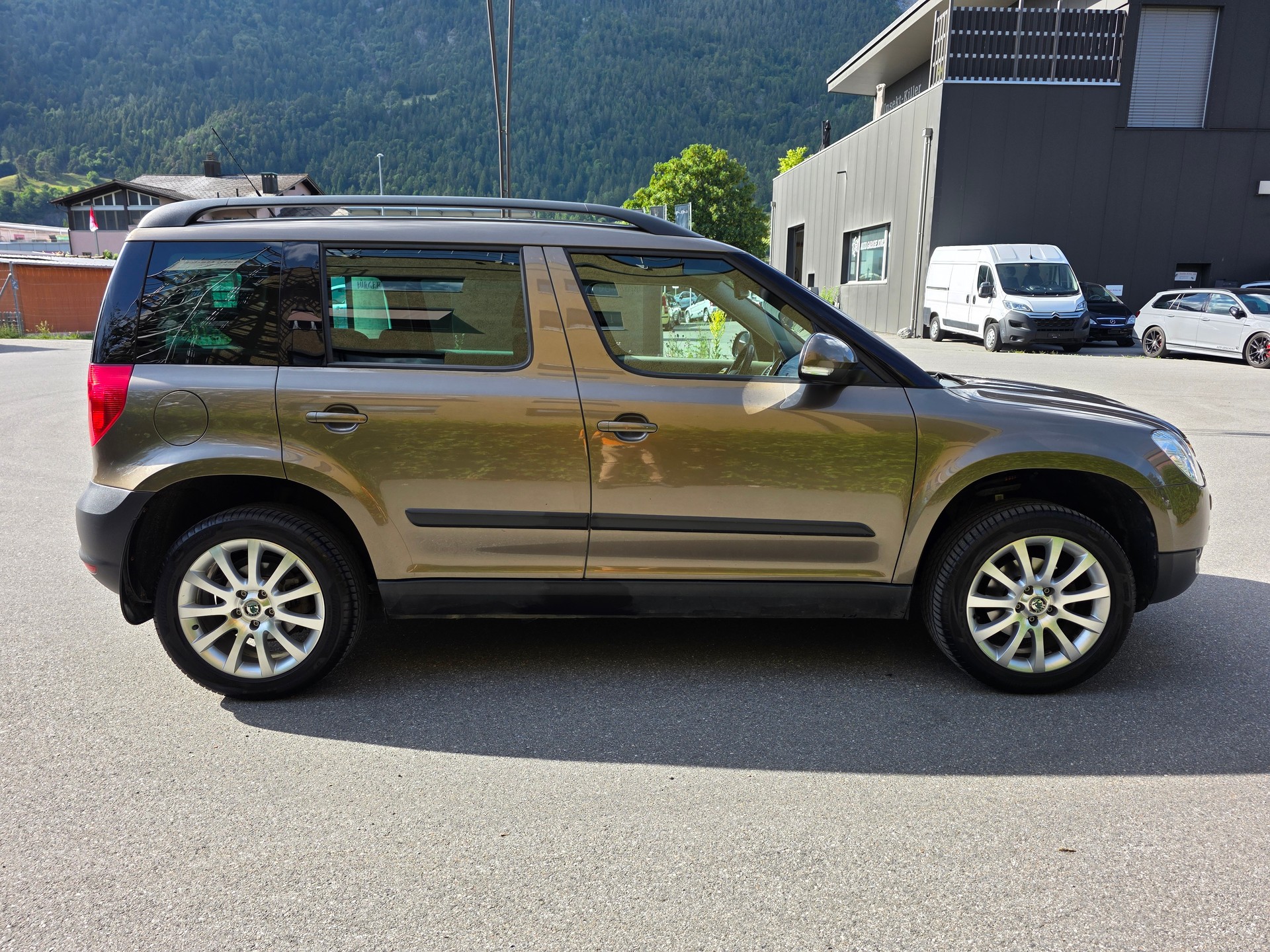 SKODA Yeti 1.8 TSI Clever 4x4-image-5