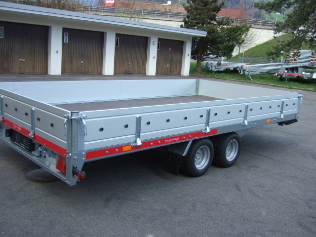 TEMARED CARPLATFORM 4021 3'000kg mit Bordwände-image-1
