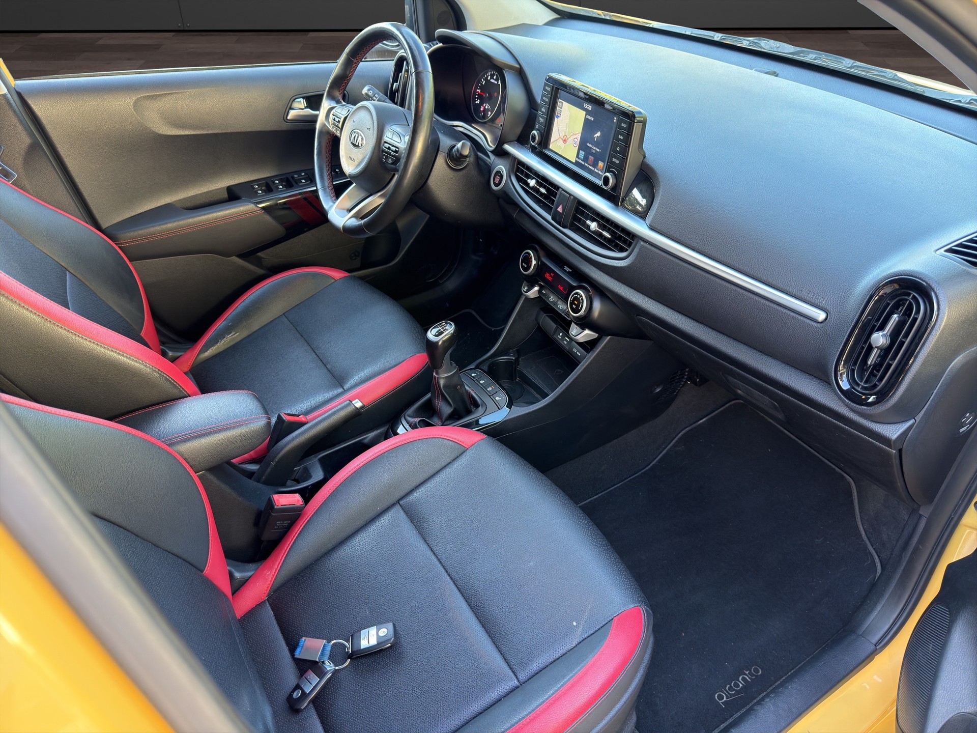 KIA Picanto 1.0 T-GDi GT-Line-image-11