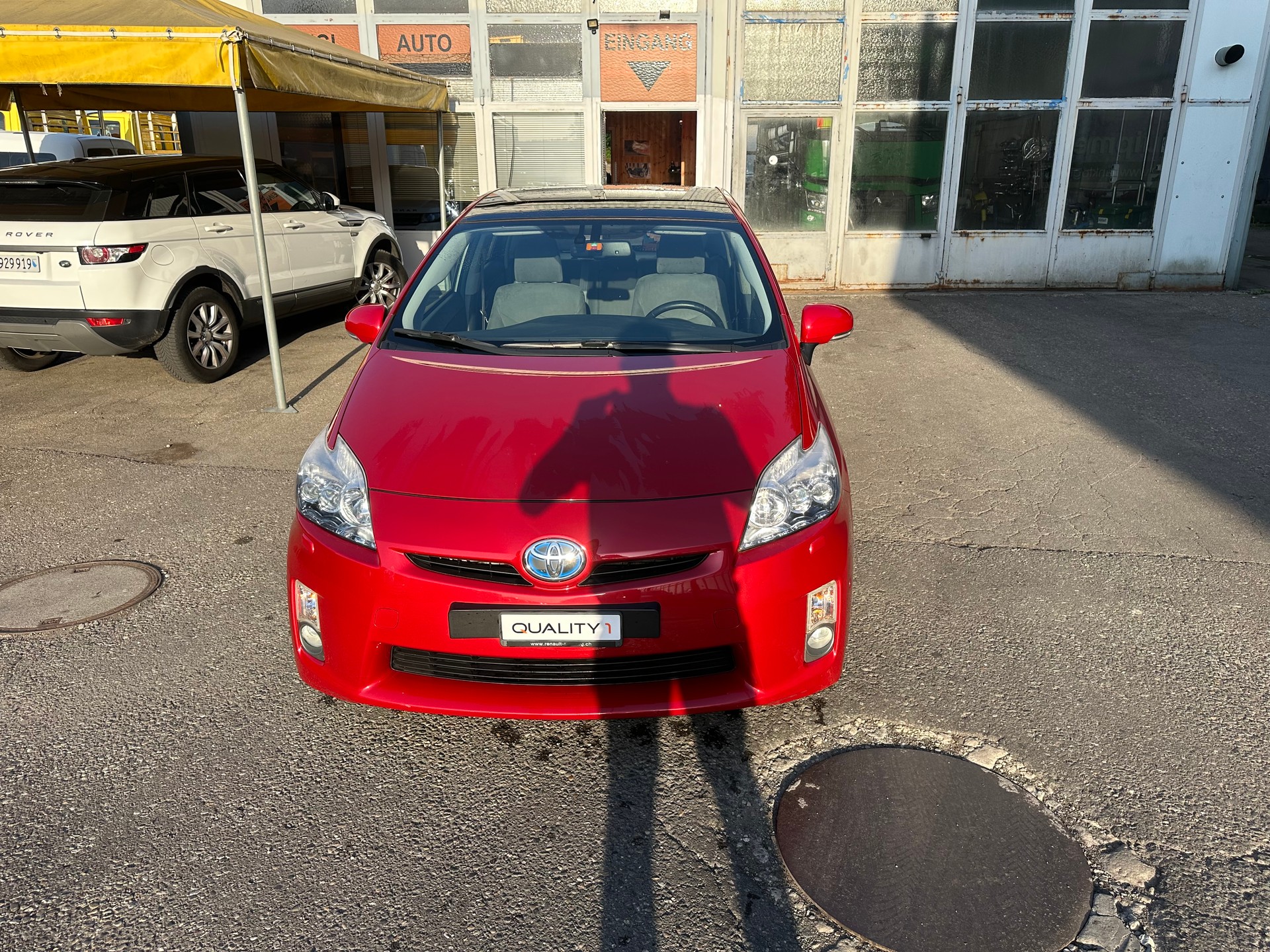 TOYOTA Prius 1.8 16V HSD Sol Premium