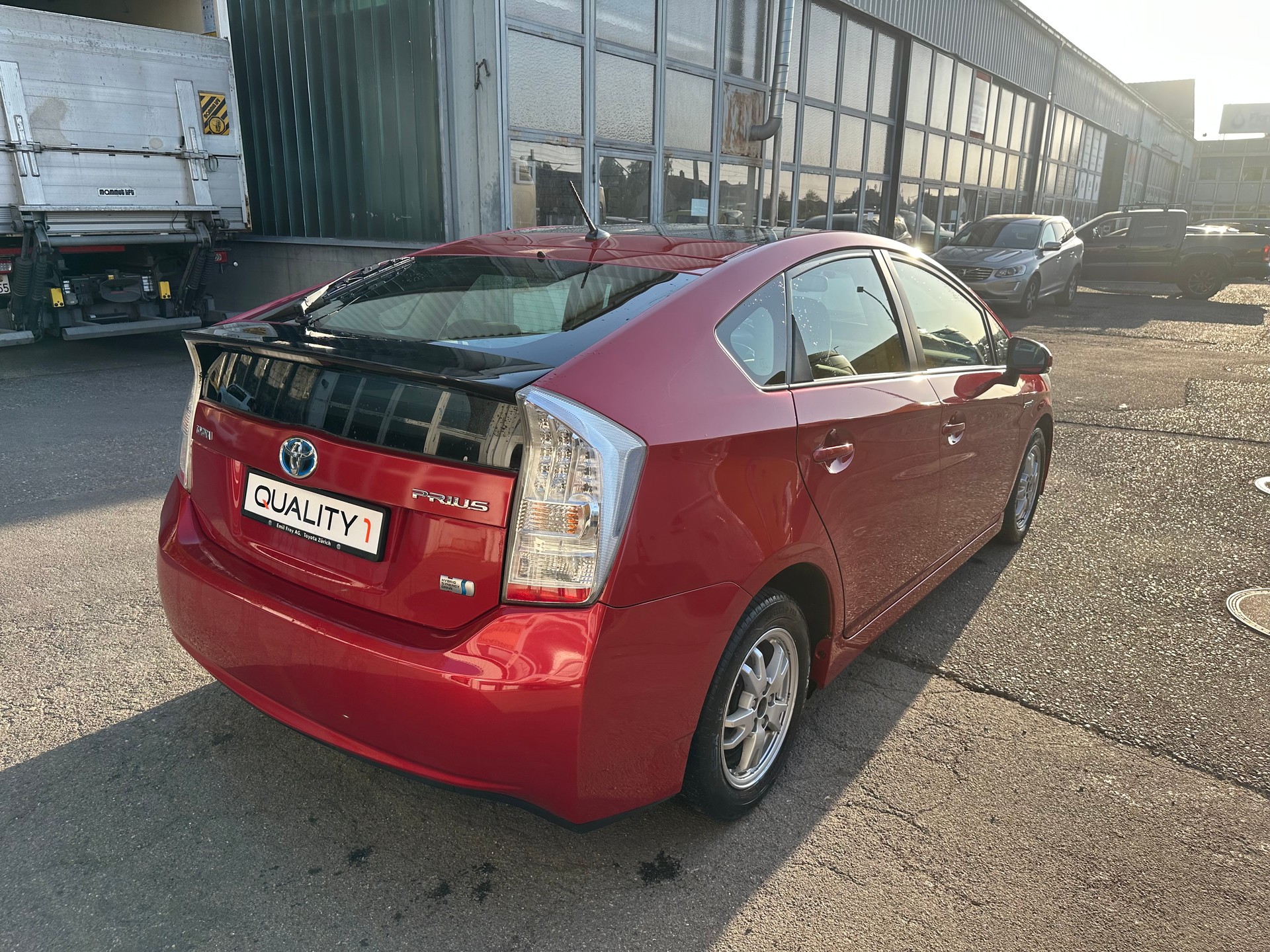 TOYOTA Prius 1.8 16V HSD Sol Premium-image-3