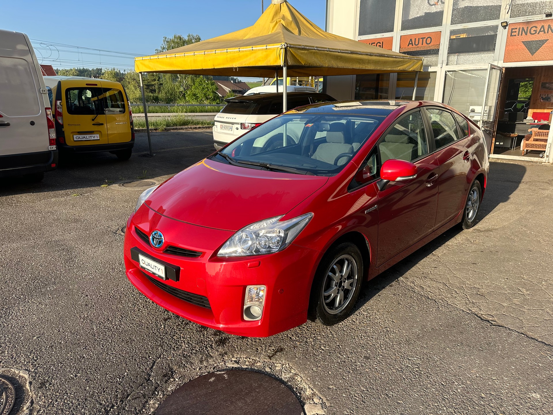 TOYOTA Prius 1.8 16V HSD Sol Premium-image-1