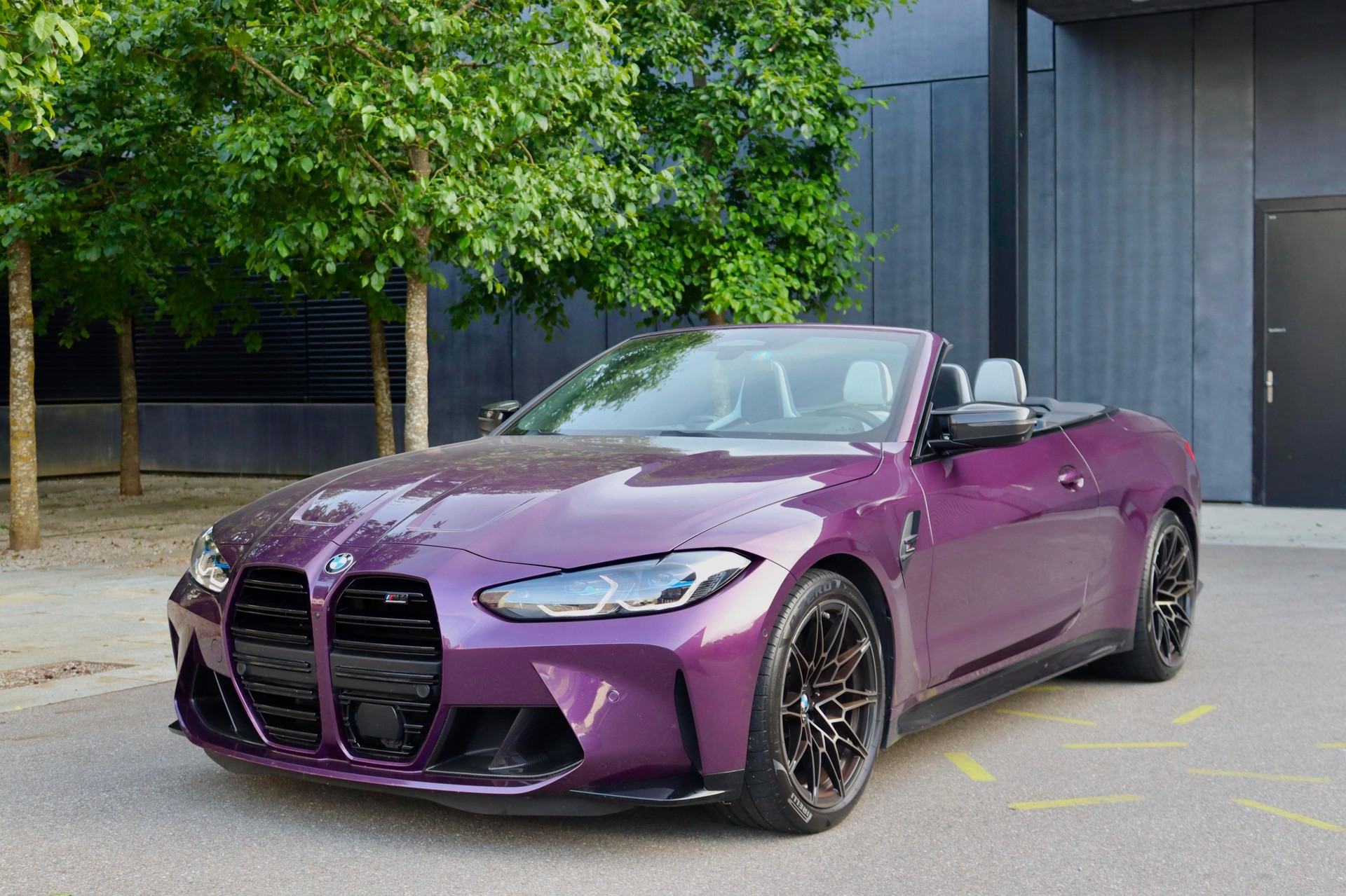 BMW BMW M4 Cabrio Competition M xDrive // M CARBON SCHALENSITZE