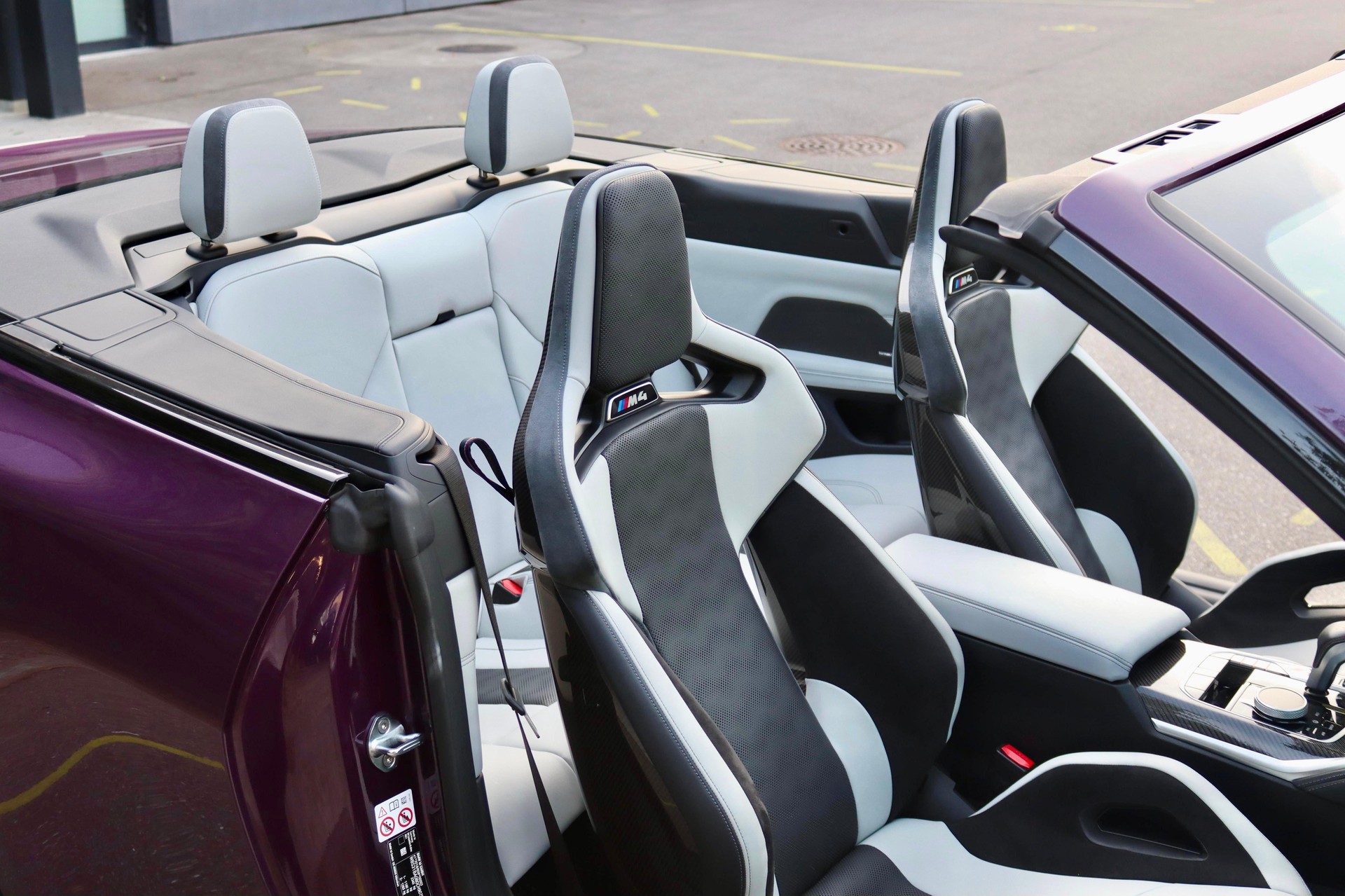 BMW BMW M4 Cabrio Competition M xDrive // M CARBON SCHALENSITZE-image-11