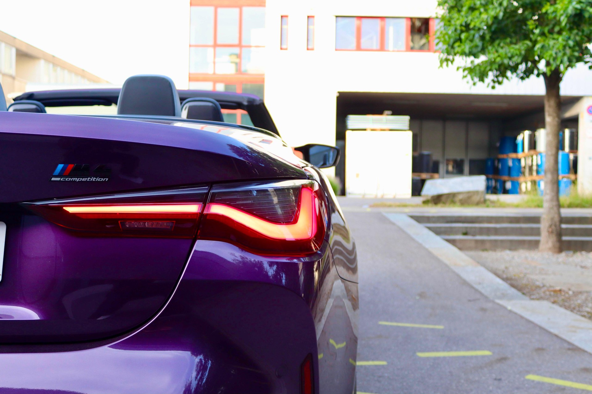 BMW BMW M4 Cabrio Competition M xDrive // M CARBON SCHALENSITZE-image-8