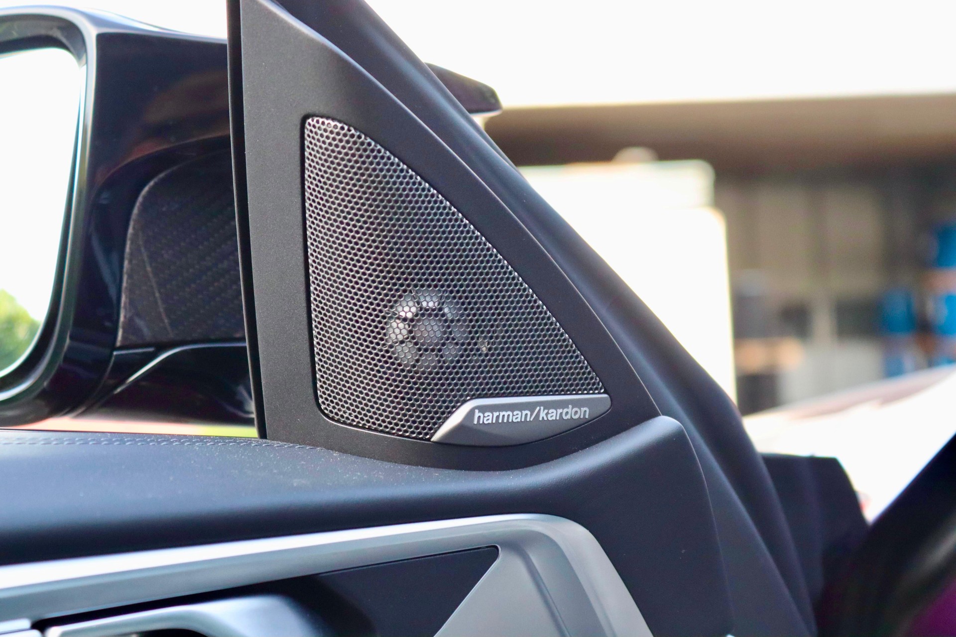 BMW BMW M4 Cabrio Competition M xDrive // M CARBON SCHALENSITZE-image-12