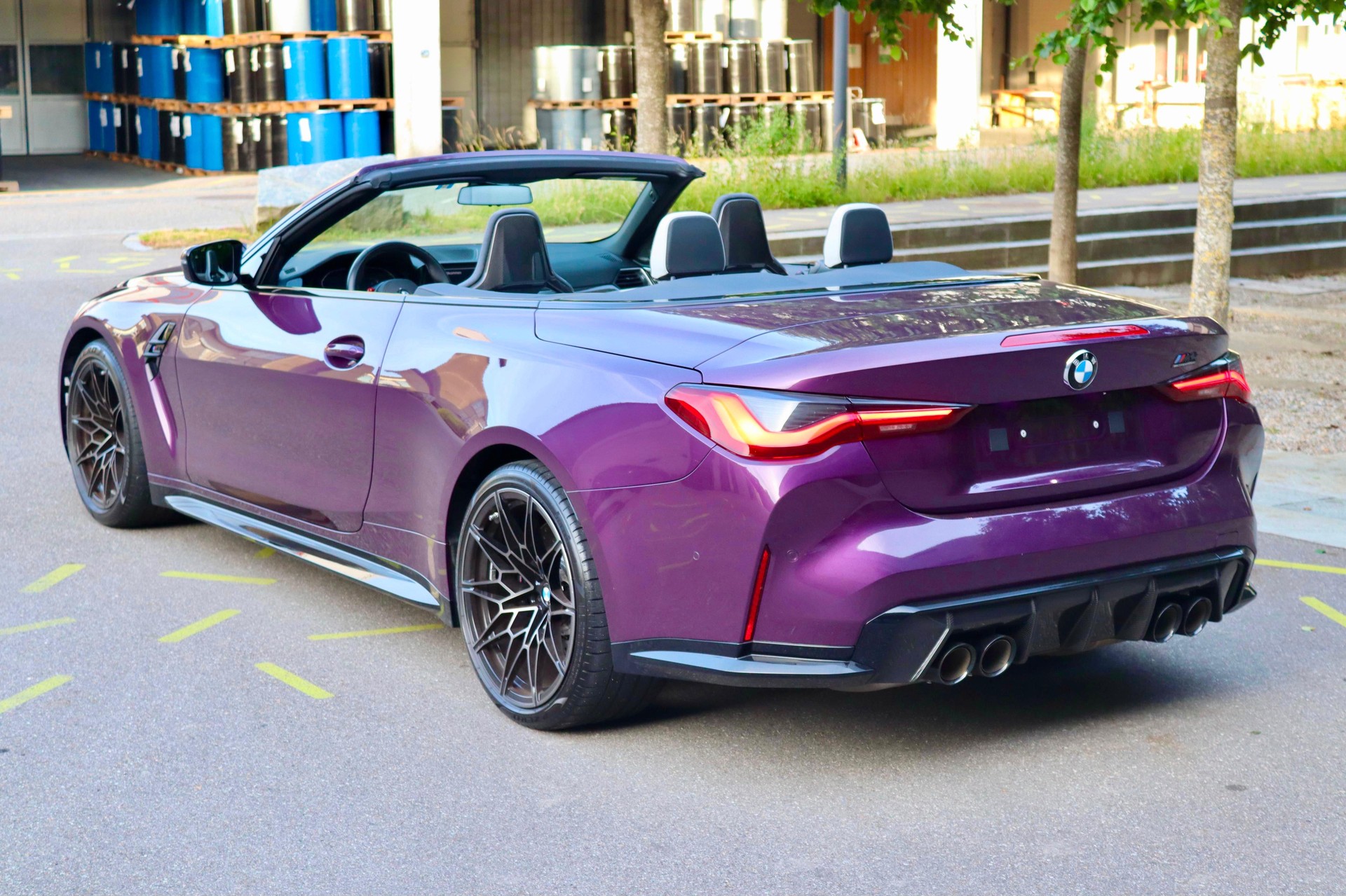 BMW BMW M4 Cabrio Competition M xDrive // M CARBON SCHALENSITZE-image-5
