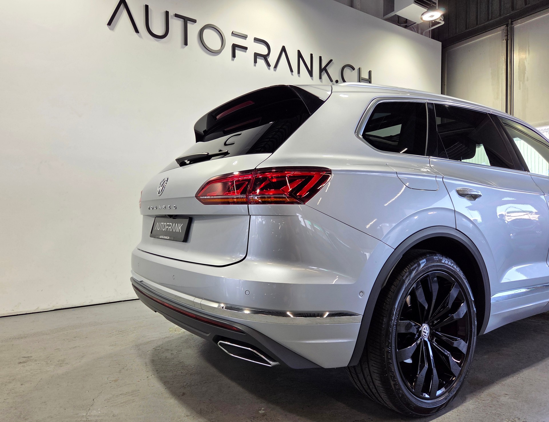 VW Touareg 3.0 V6 TDI 286 Elegance-image-11