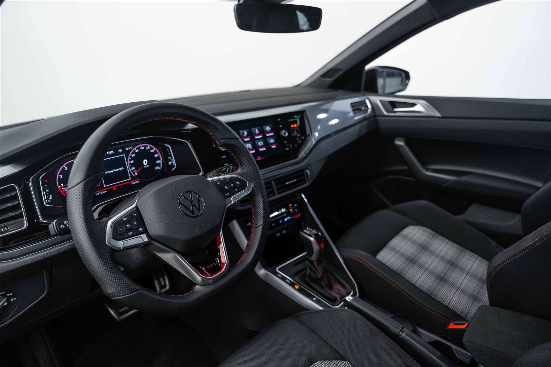 VW Polo 2.0 TSI GTI DSG 207PS-image-7