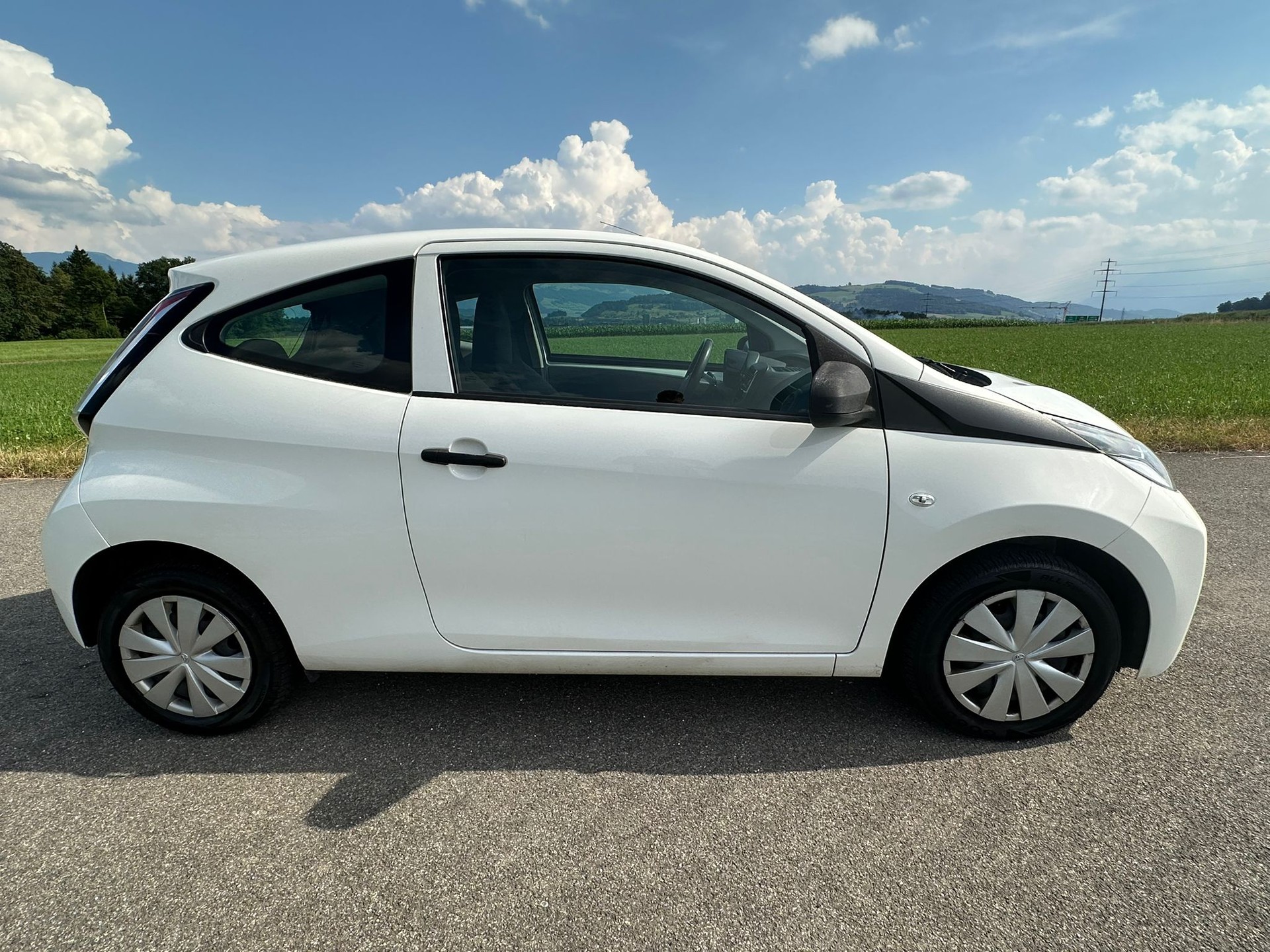 TOYOTA Aygo 1.0 VVT-i x-clusiv MultiMode-image-4