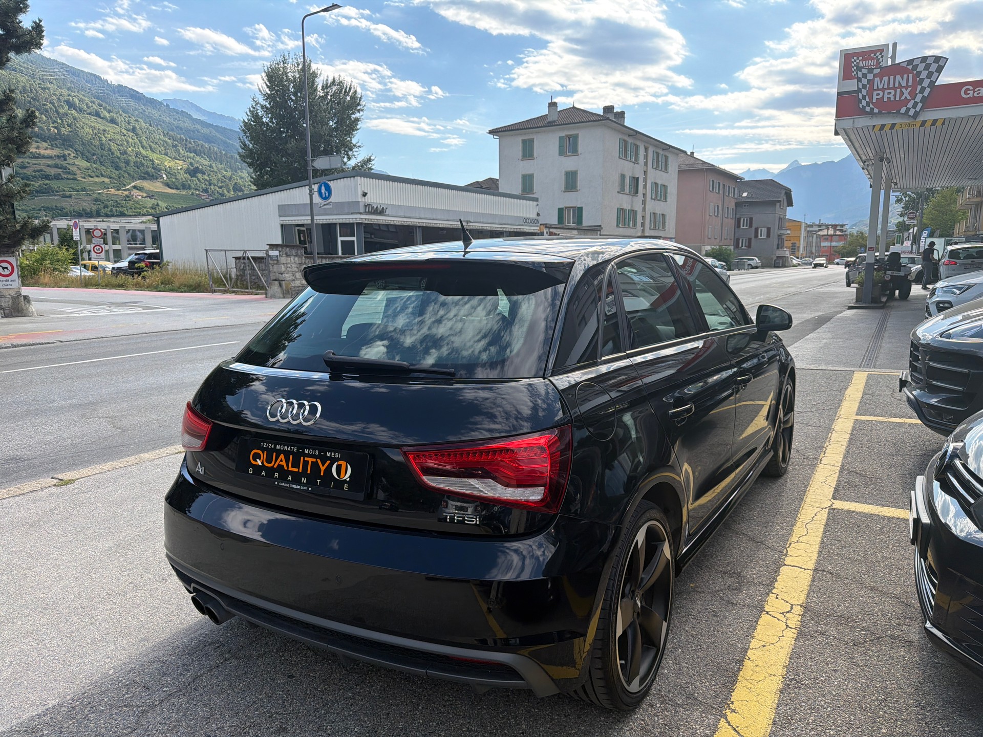 AUDI A1 Sportback 1.4 TFSI Sport S-tronic-showroom-element-3