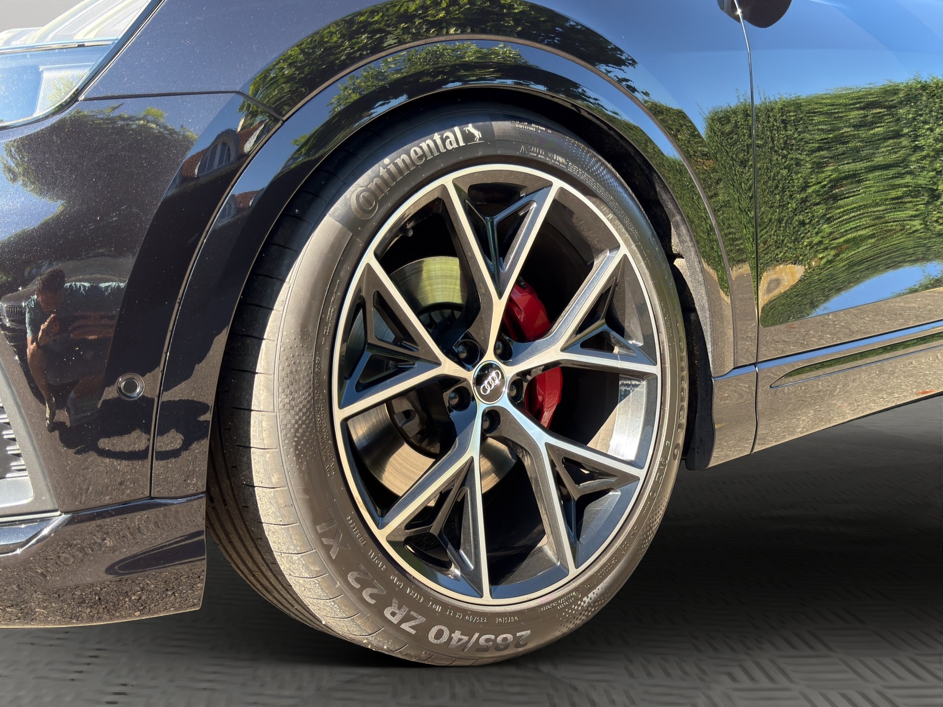 AUDI Q8 55 TFSI quattro tiptronic-image-14