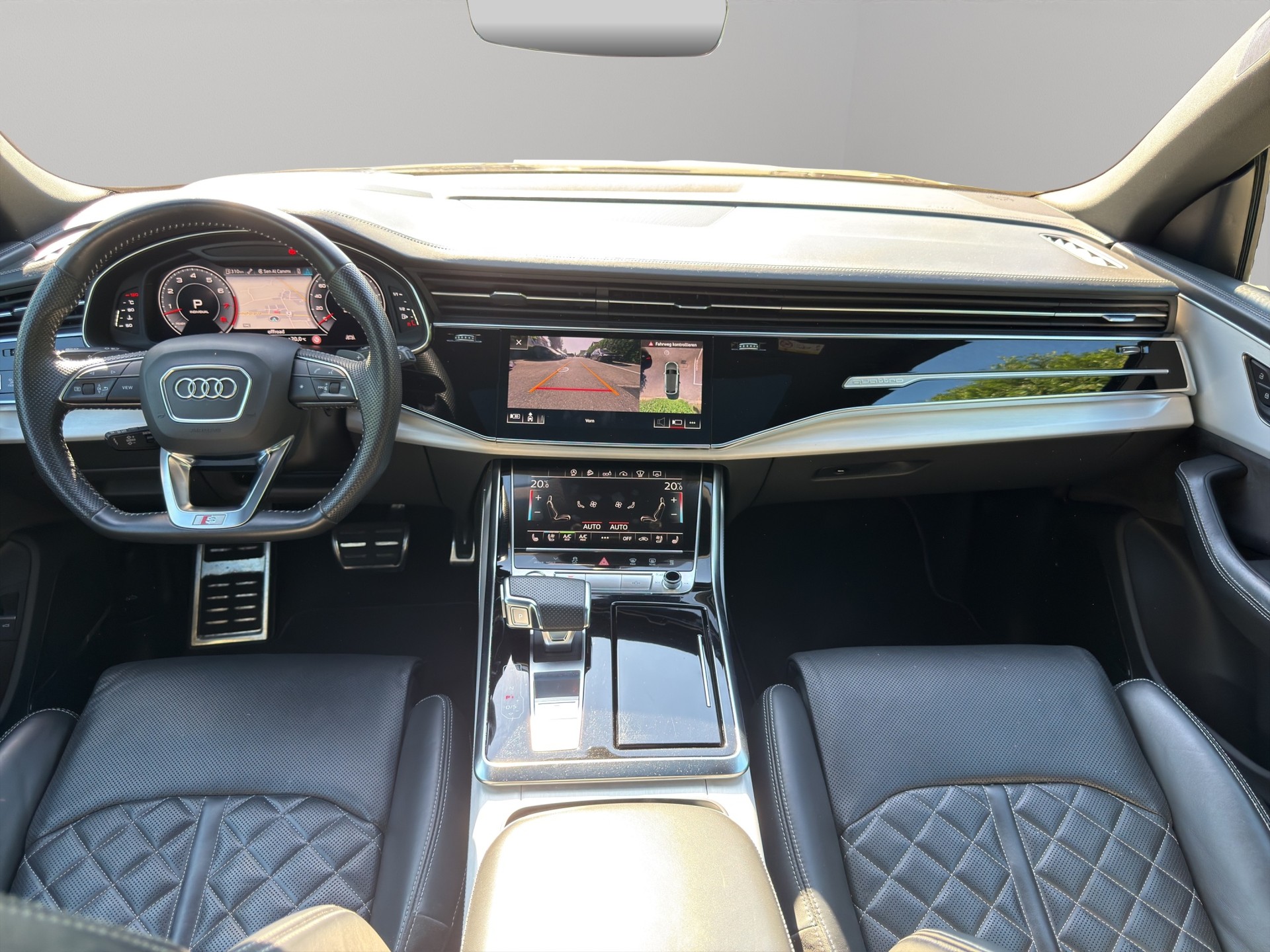 AUDI Q8 55 TFSI quattro tiptronic-image-19