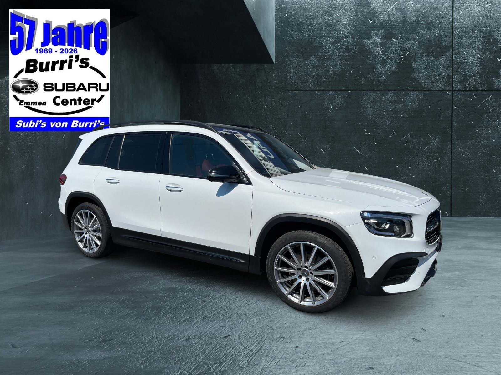 MERCEDES-BENZ GLB 250 AMG Line 4 MATIC-showroom-element-2